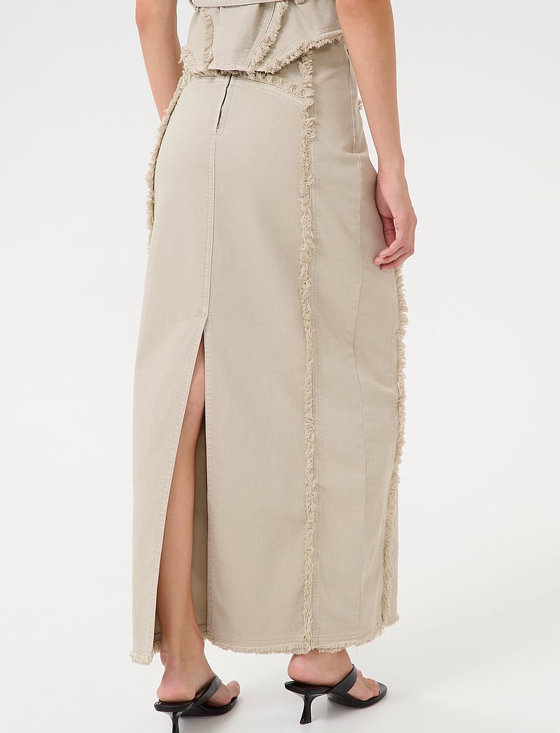 Gestuz - GZcatia long skirt - maxi röcke - light moss green - 5