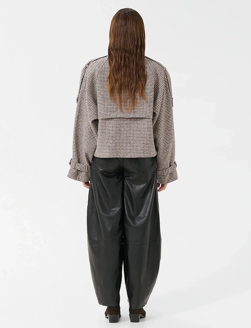 Gestuz - GZavic short jacket - vinterjackor - rose dust/grey houndstooth - 3