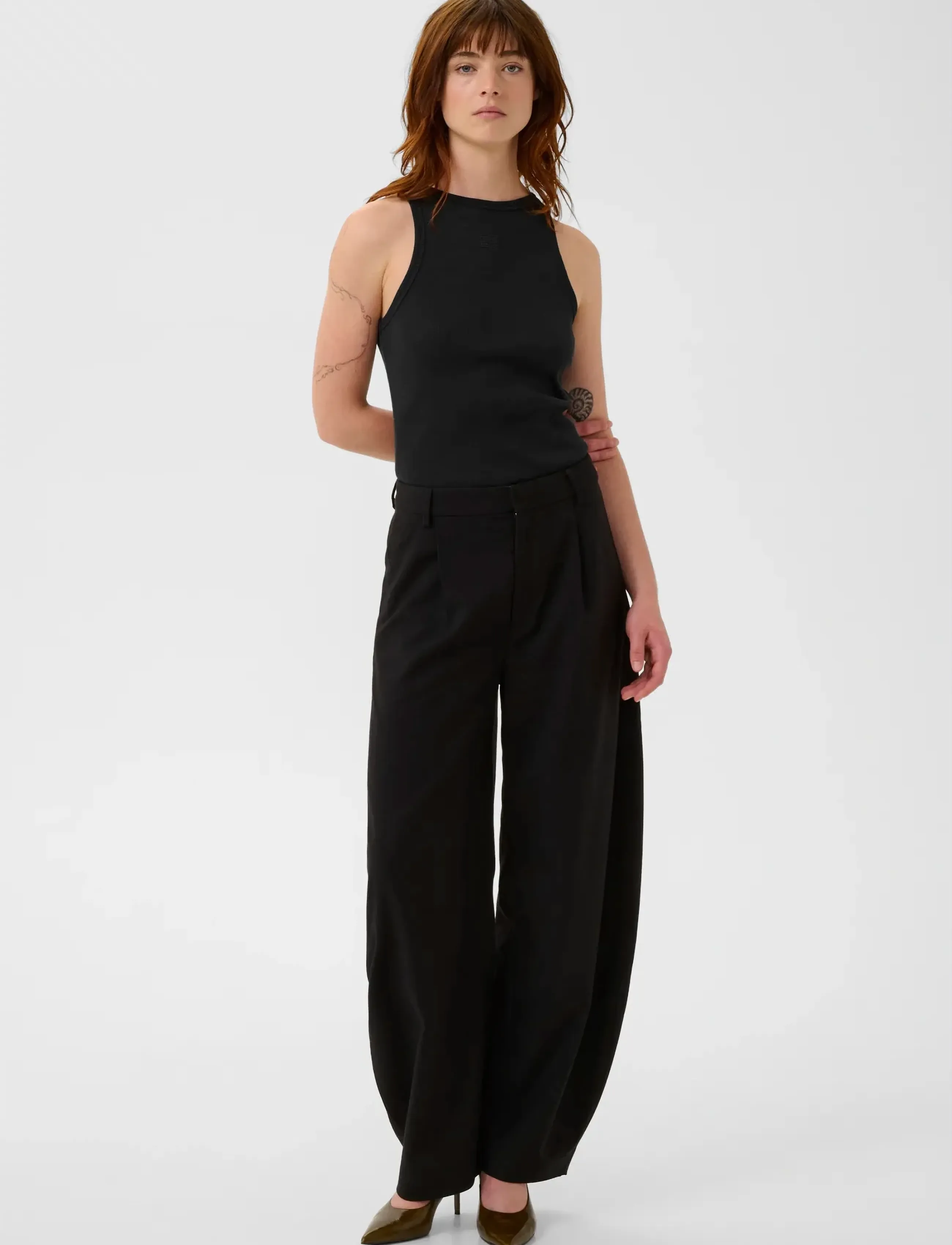 Gestuz Gzcallia Mw Barrel Pants cargobyxor dam – bild 2