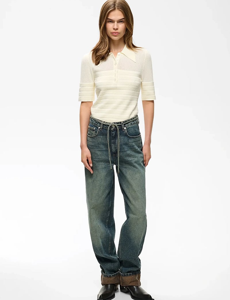 Gestuz - GZmagny top - t-shirts - egret - 3