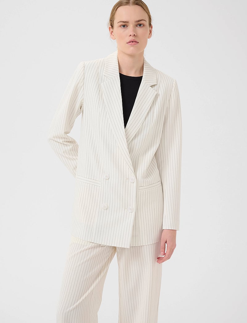 Gestuz - GZjoelle blazer - dobbeltradede blazere - egret/grey pinstripe - 0