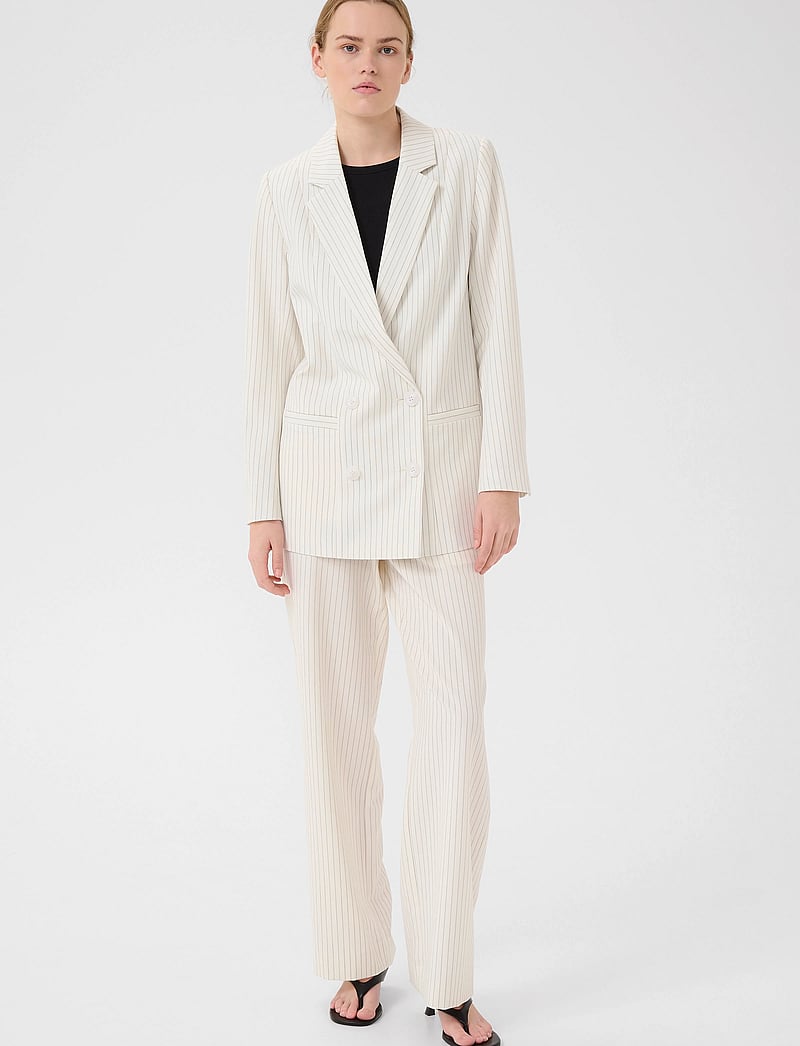 Gestuz - GZjoelle blazer - dobbeltradede blazere - egret/grey pinstripe - 3