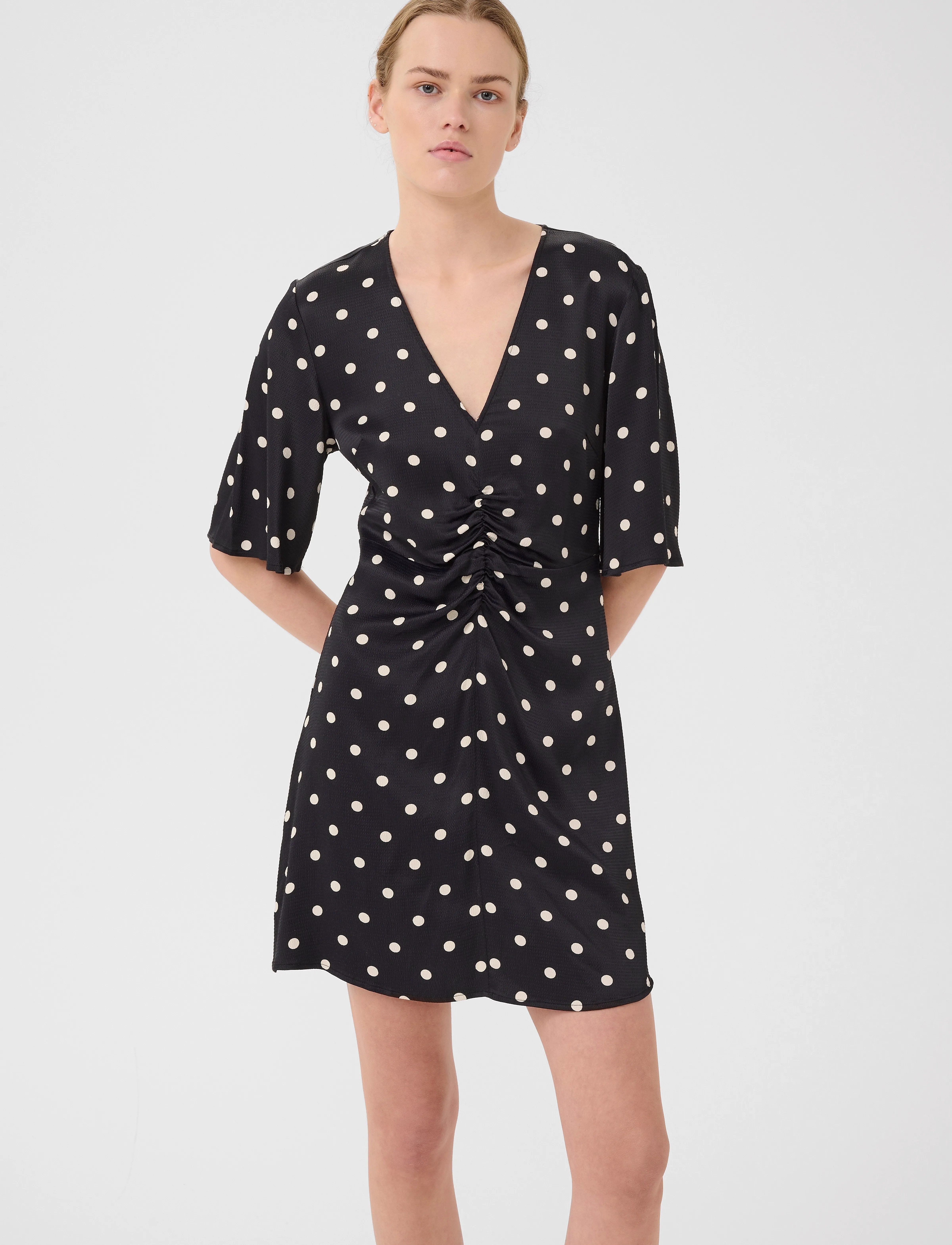 Gestuz GZdotta P SS dress - Peokleidid - BLACK WITH EGRET DOT / black