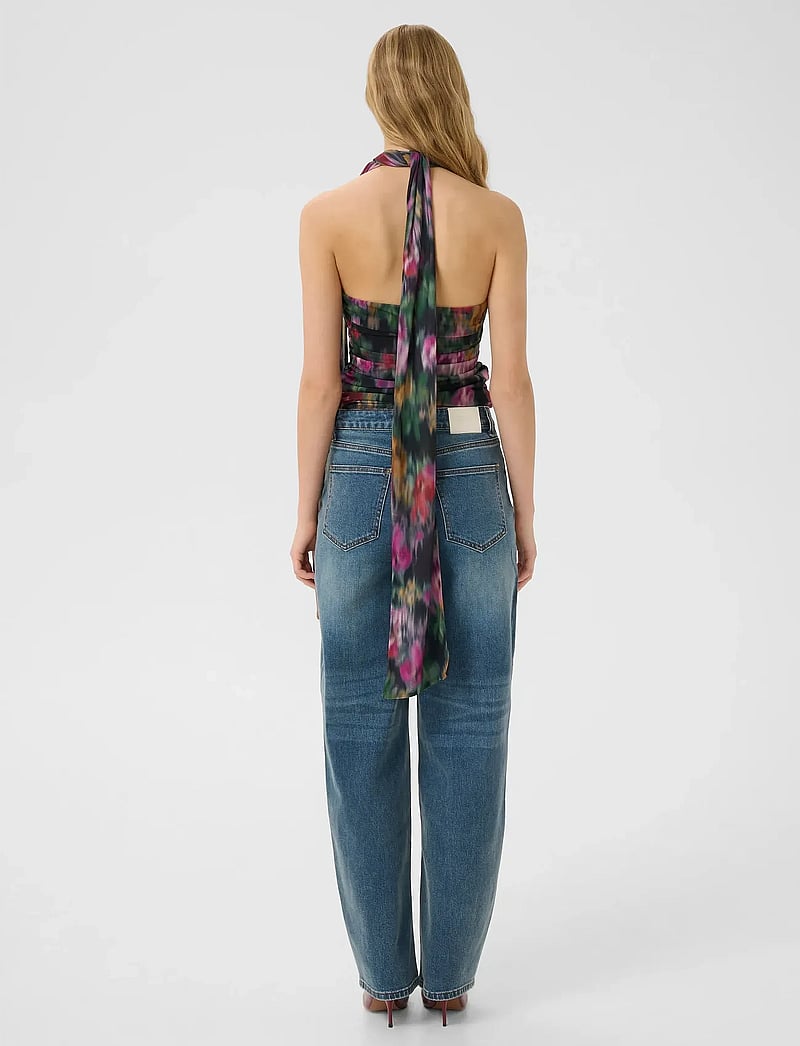 Gestuz - GZfadia P top - Ärmellose tops - red faded flower - 4