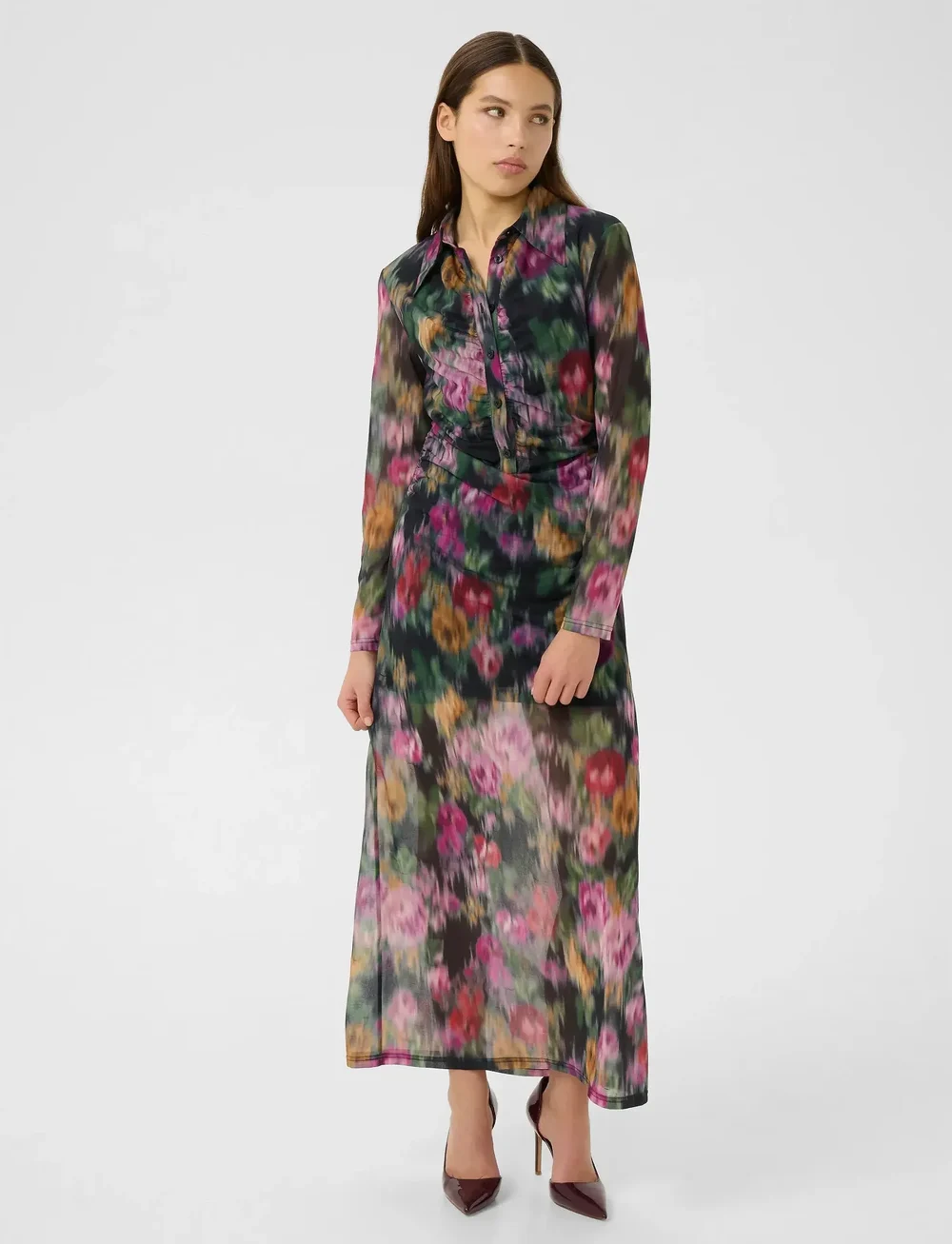 Gestuz - GZfadia P long dress - skjortklänningar - red faded flower - 0