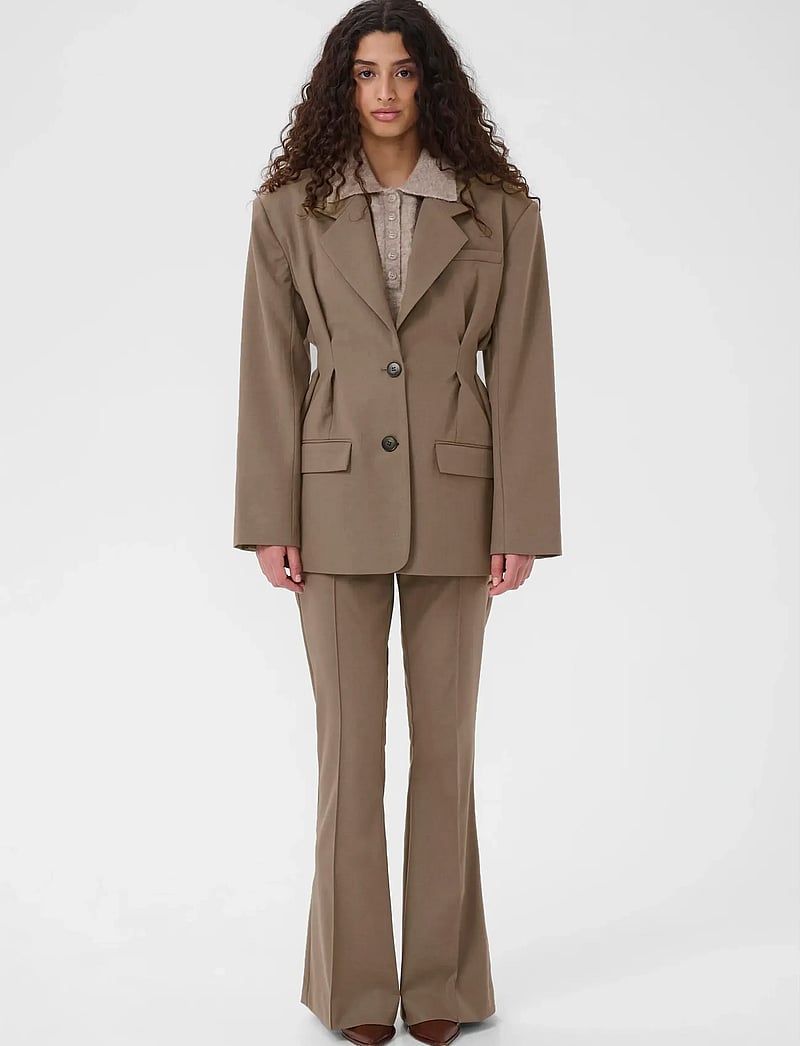 Gestuz - GZpaula waist blazer - yksiriviset bleiserit - dark timberwolf melange - 3