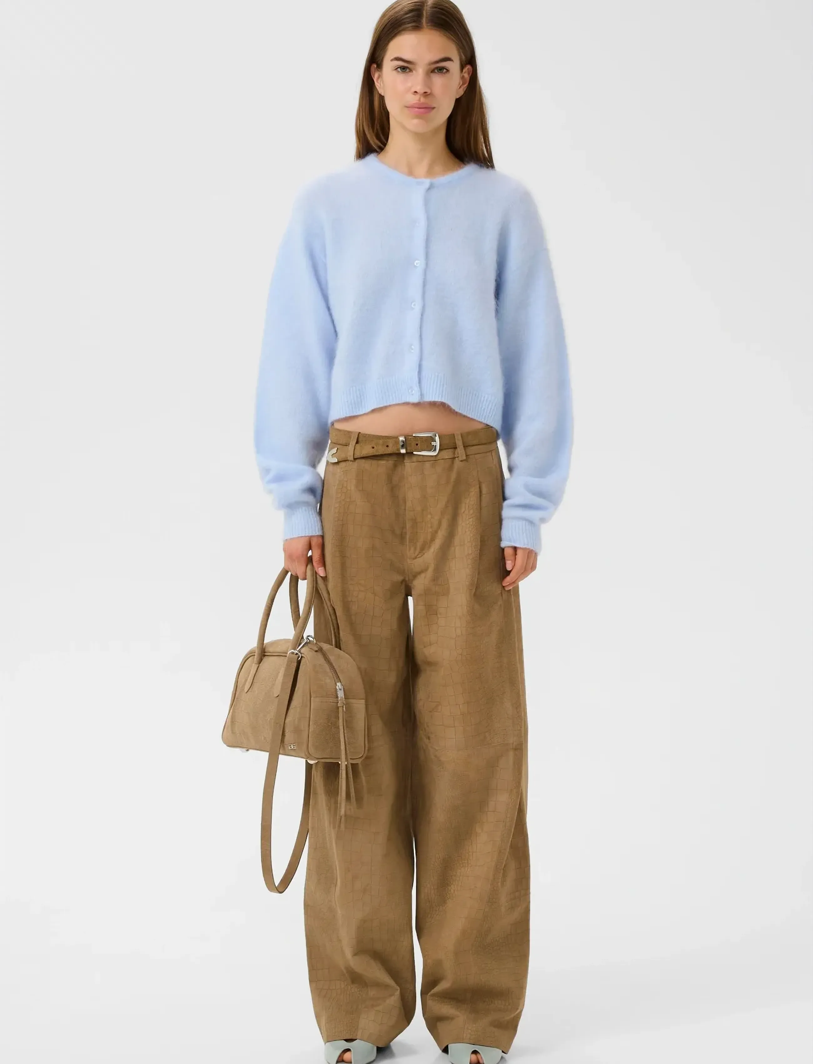 Gzdebbie Short Cardigan 2
