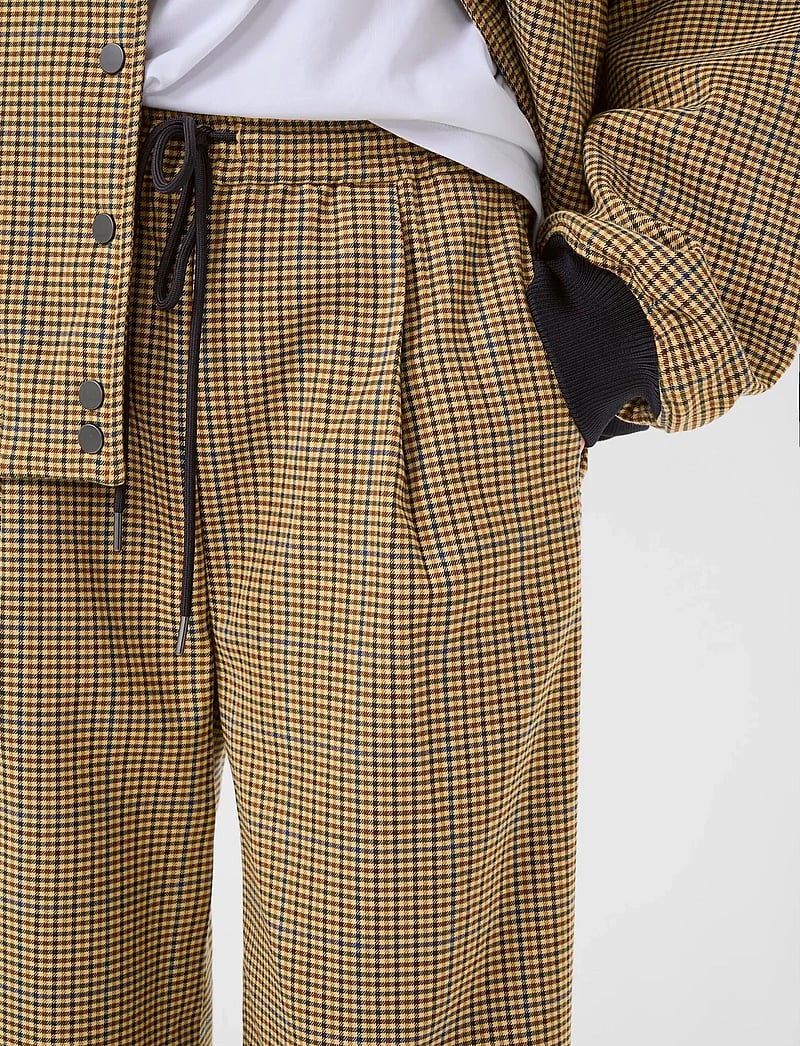 Gestuz - GZchicca HW pants - bukser med brede ben - corn/brown/blue check - 5