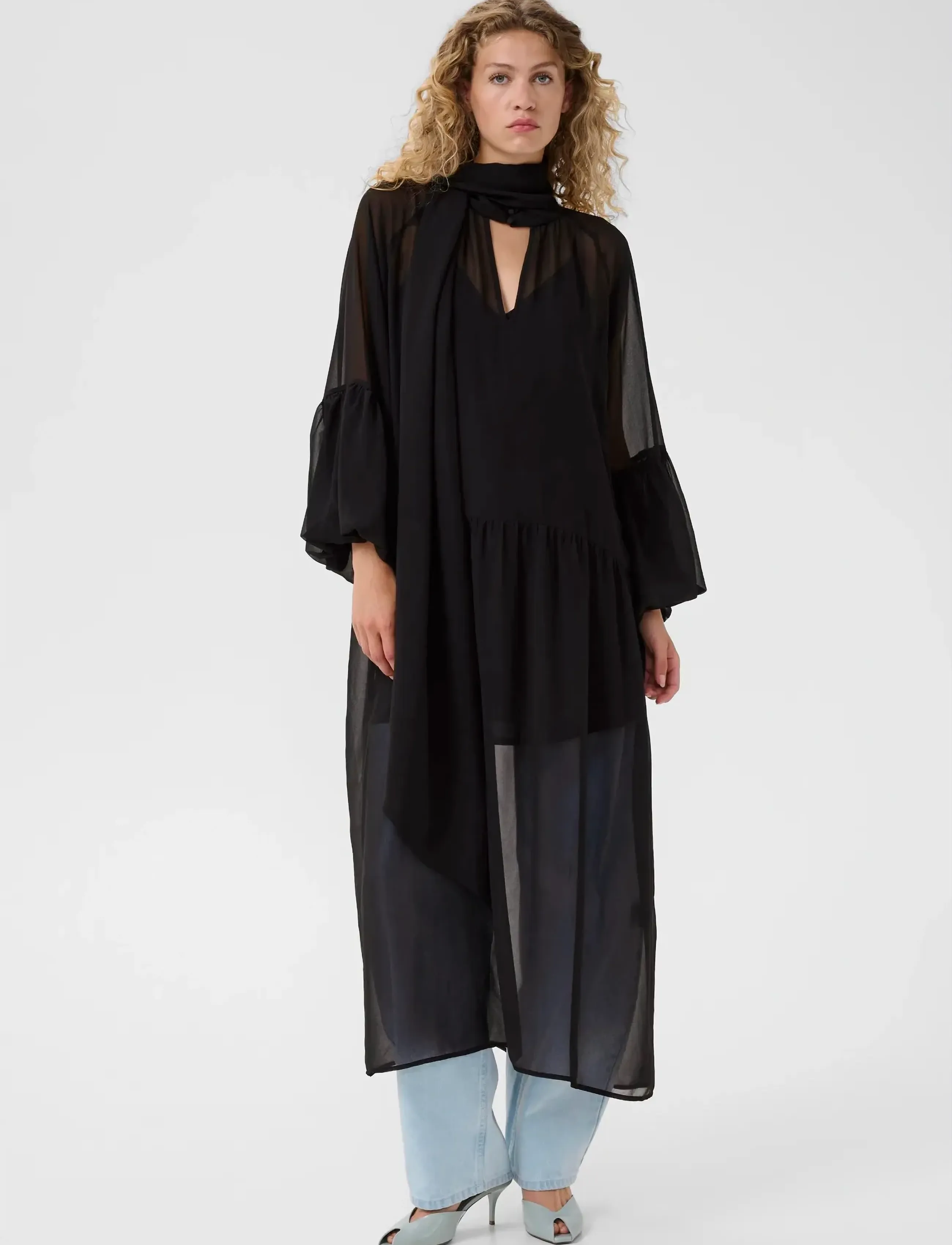 Gestuz Gzzurina Dress, Kvinder, Sløjfehalskjole, Sort, Str: 34