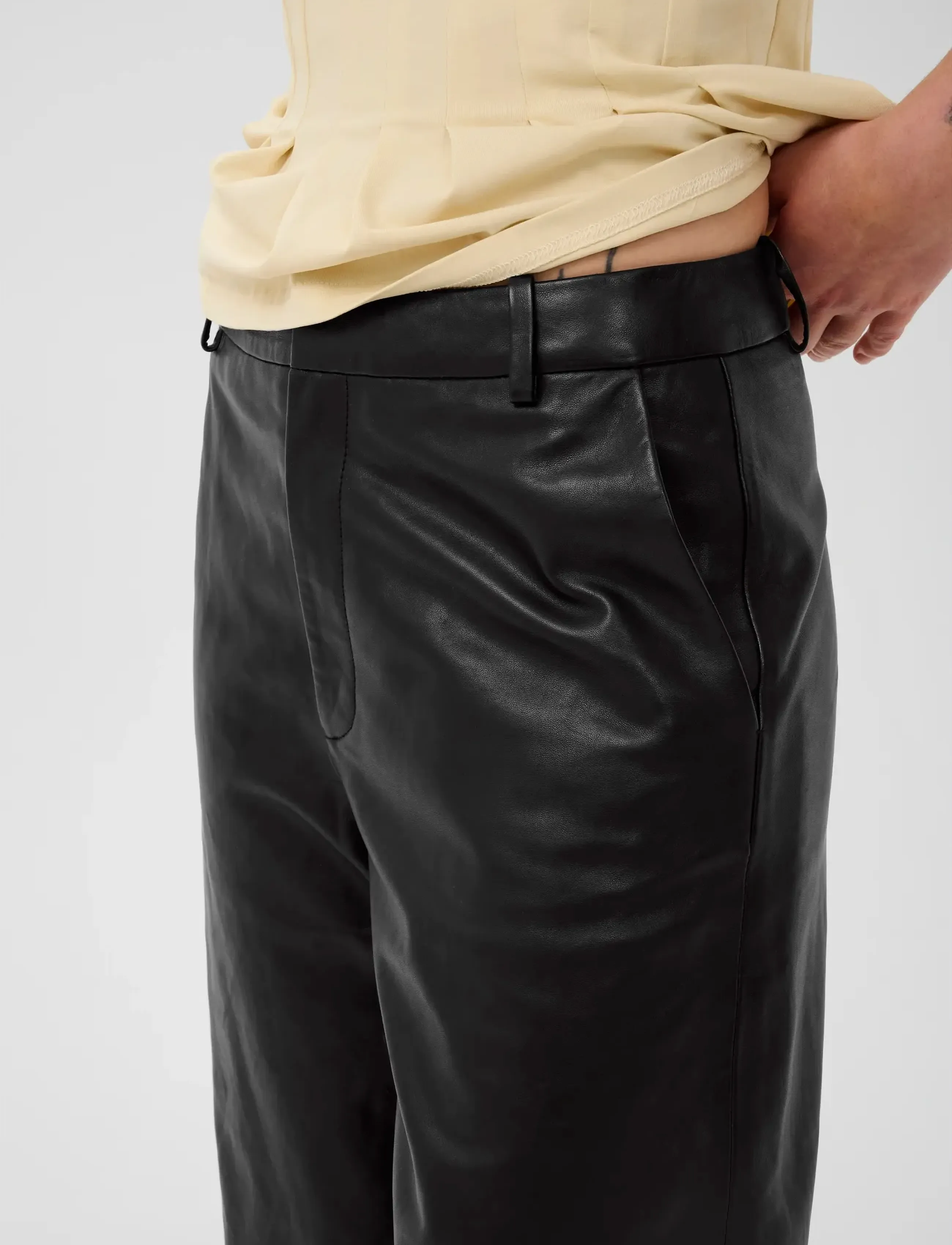 Gestuz - GZallis MW shorts - short en cuir - black - 5