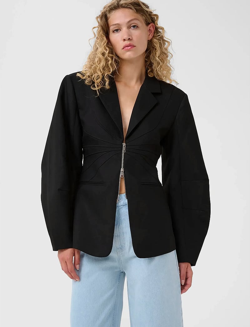 Gestuz - GZtitta blazer - enkelknäppta kavajer - black - 0