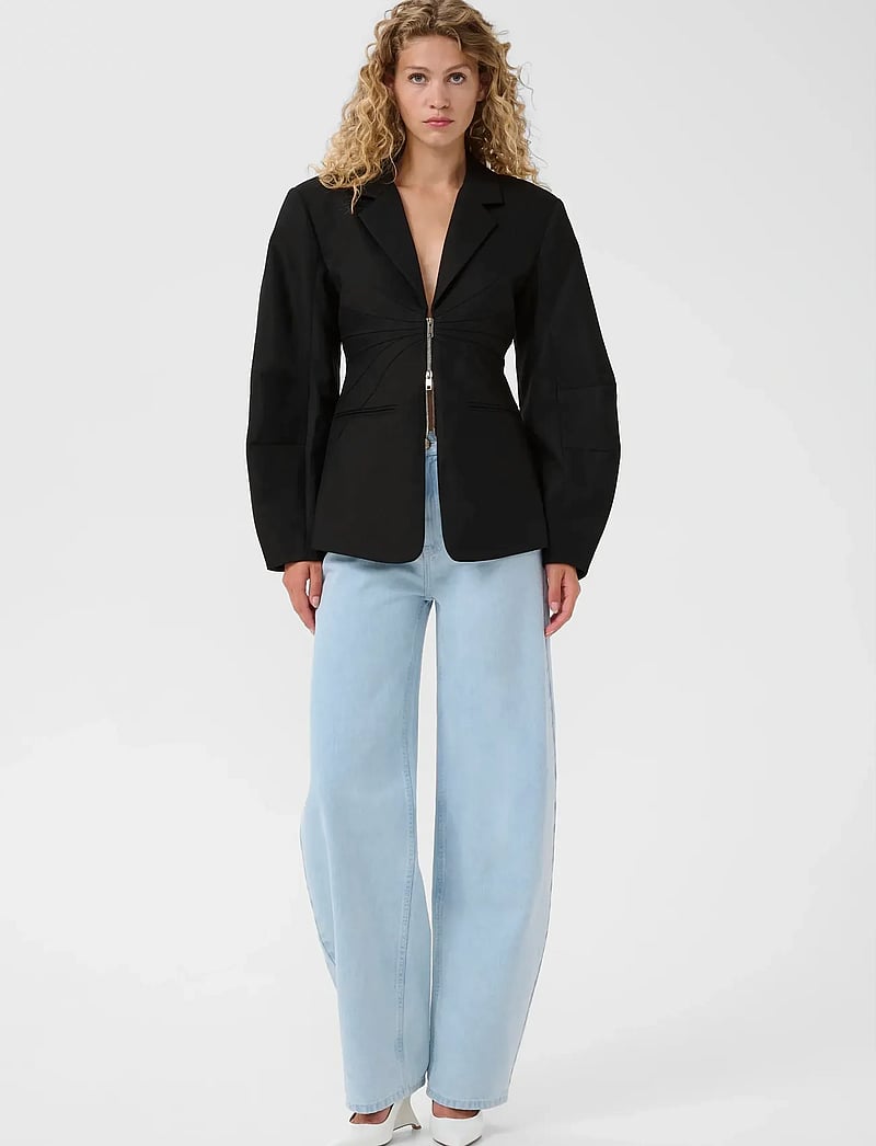 Gestuz - GZtitta blazer - enkelknäppta kavajer - black - 3