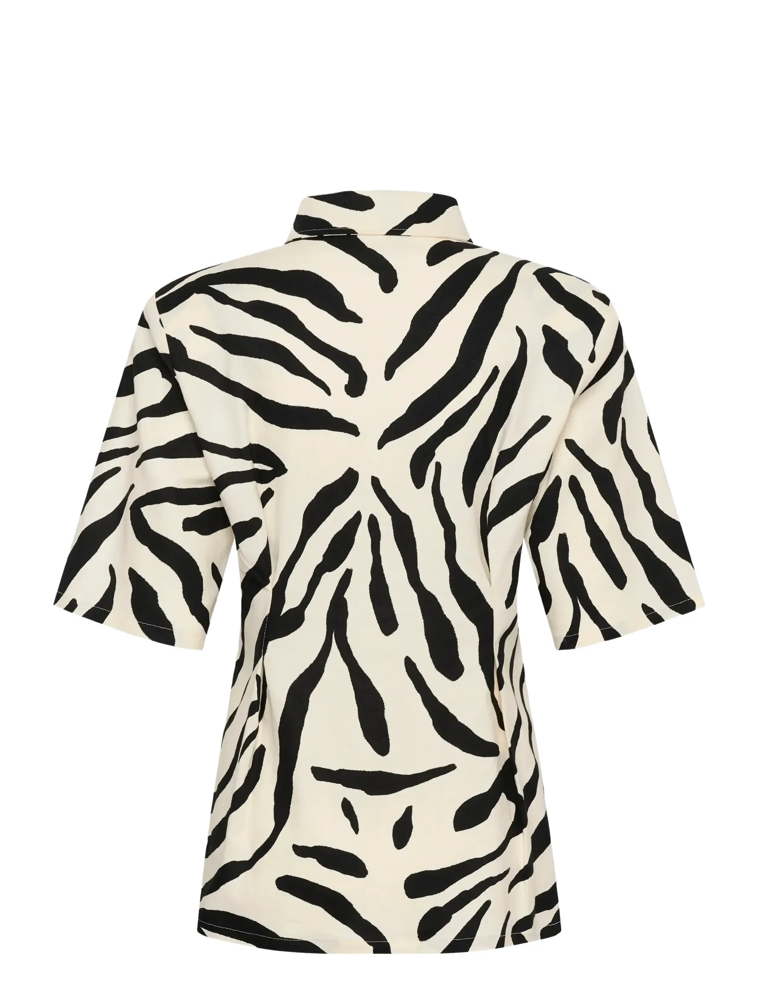 Gestuz - GZzeona P SS shirt - lühikeste varrukatega särgid - graphic black white animal - 2