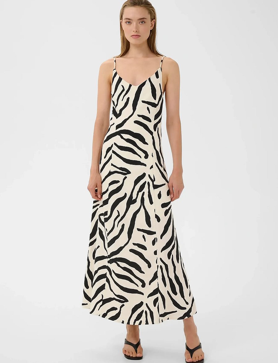 Gestuz - GZzeona P dress - Õhtukleidid - graphic black white animal - 0