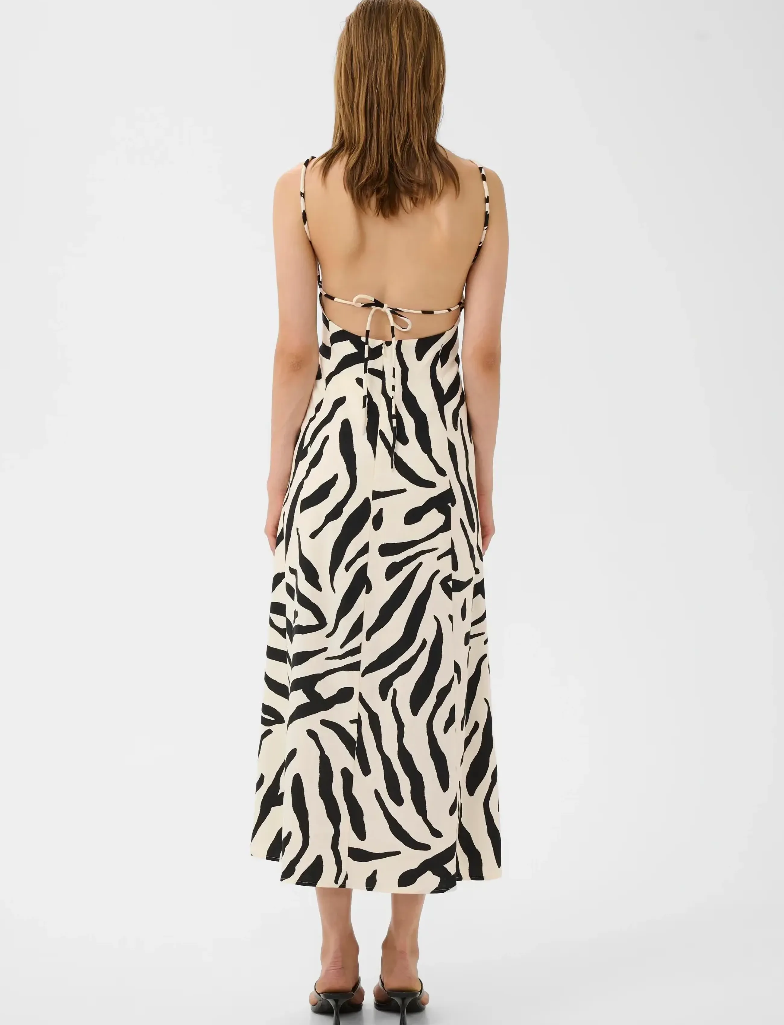 Gestuz - GZzeona P dress - Õhtukleidid - graphic black white animal - 4