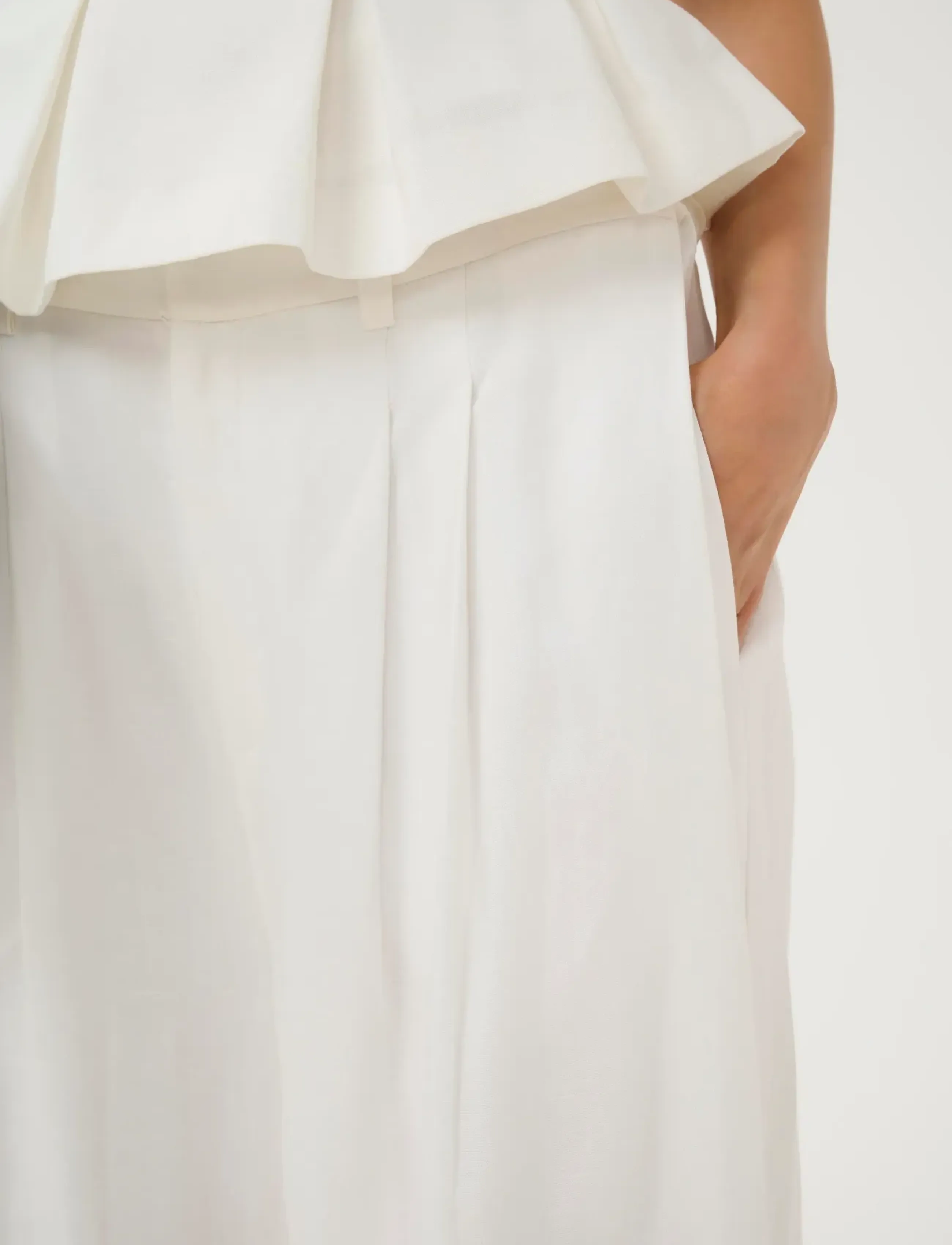 Gestuz - GZriava MW pants - pantalons larges - bright white - 5