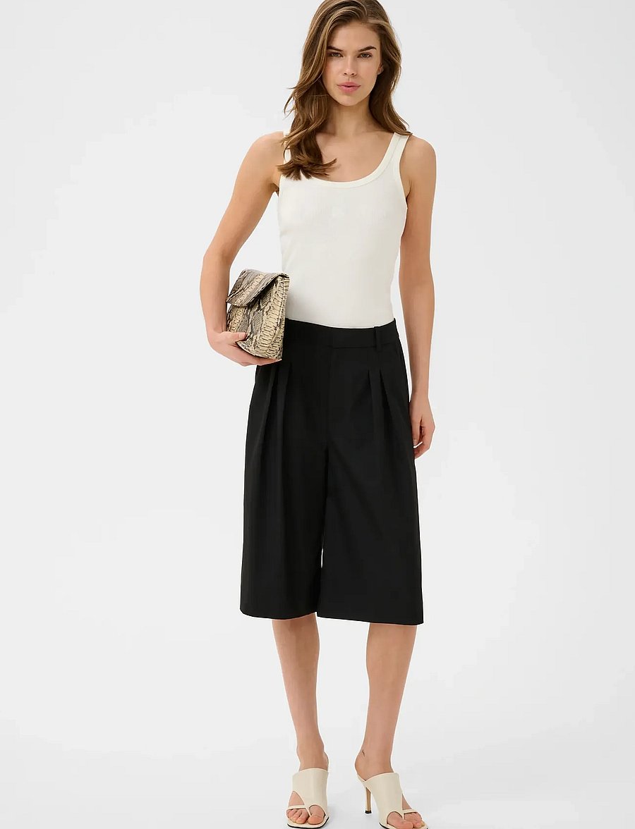 Gestuz - GZpaula HW wide shorts - freizeitshorts - black - 3
