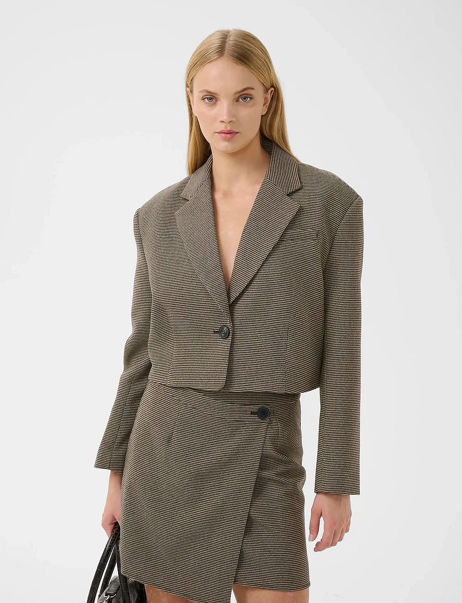 Gestuz - GZcasia blazer - cropped-blazer - black and white houndstooth - 5