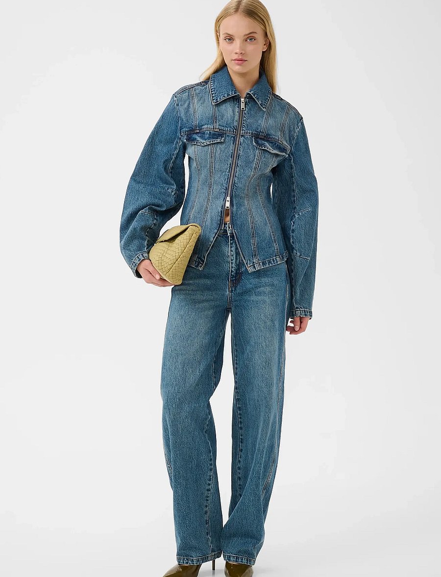 Gestuz - GZmelu jacket - vårjakker - classic mid blue wash - 3