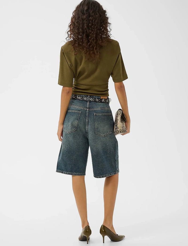 Gestuz - GZbetty tee - crop tops - military olive - 4