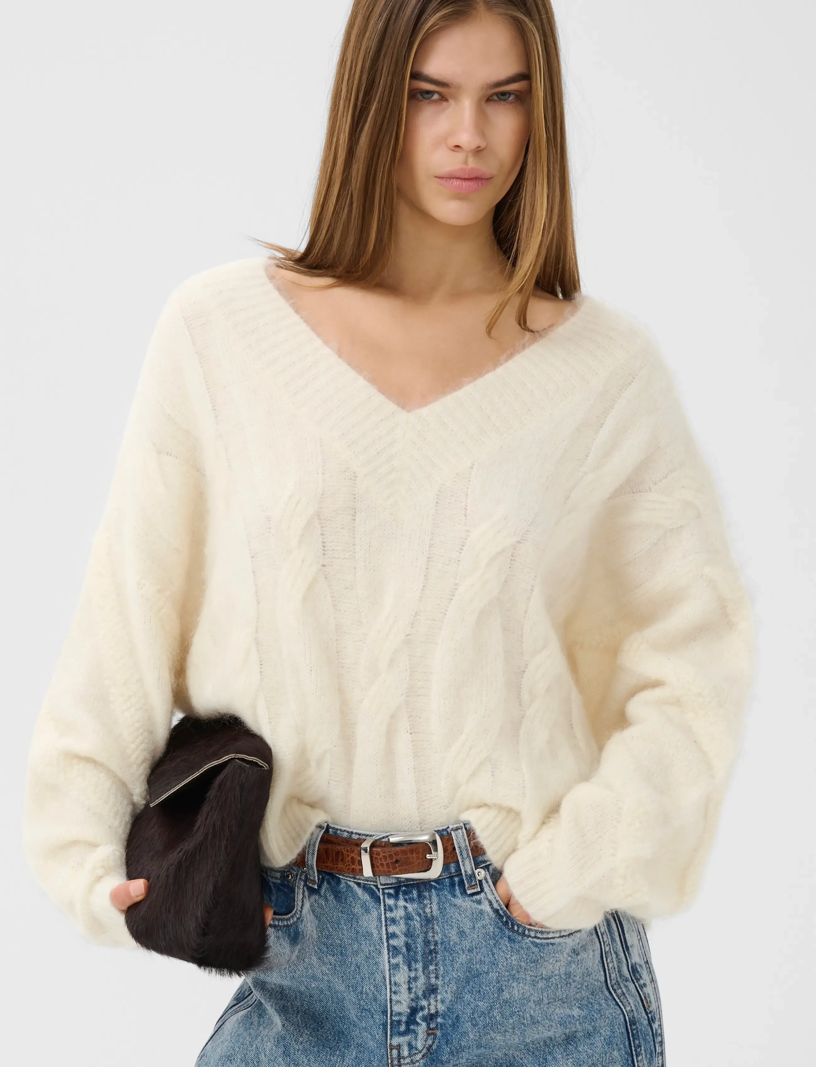 Gestuz - GZsida V-neck pullover - stickade tröjor - ivory - 2