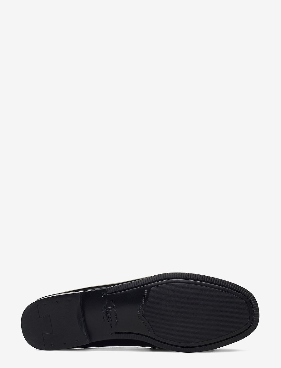 G.H. BASS - GH WEEJUN II WMN PENNY - fashion trends - black lthr - 4