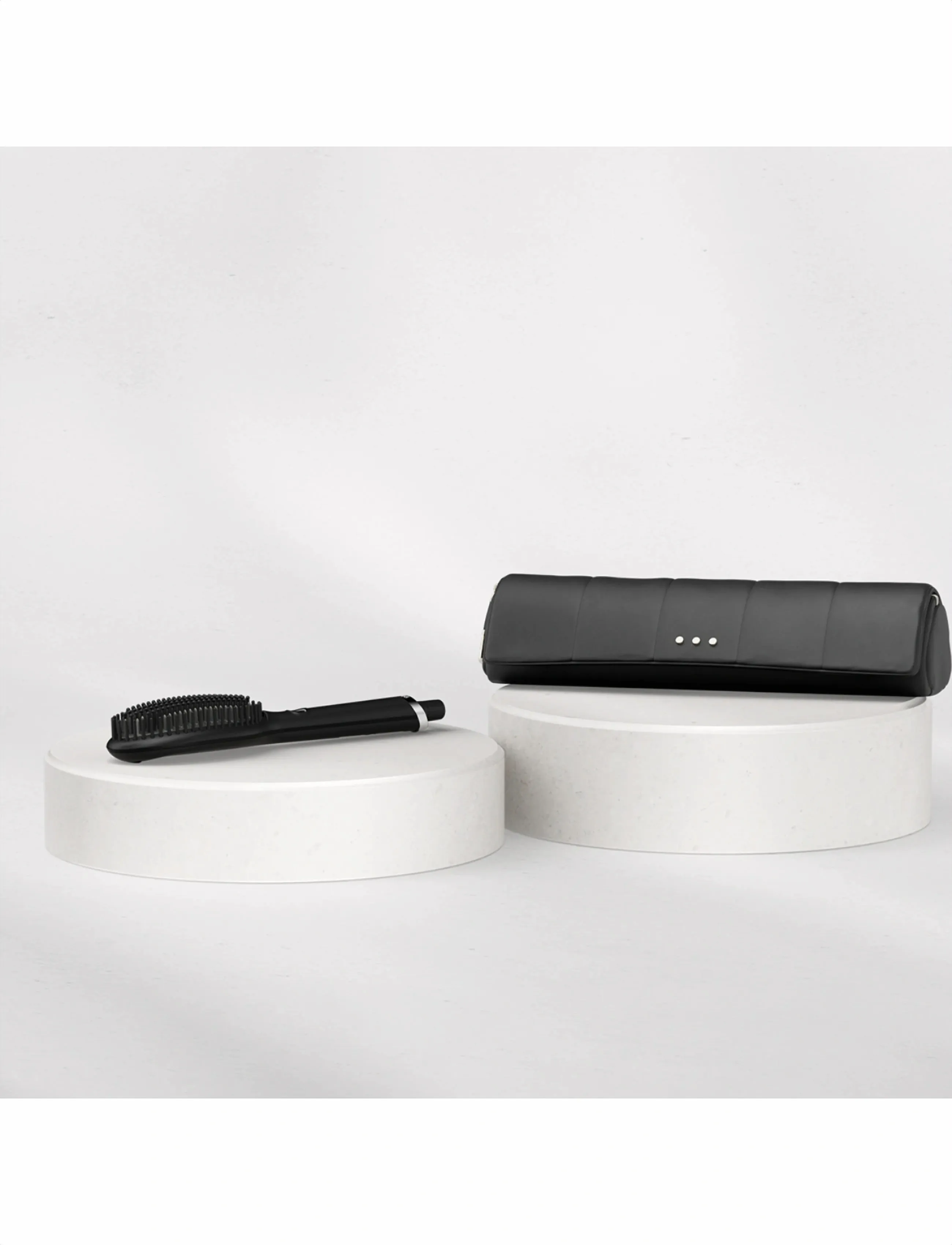 ghd - ghd 2-in-1 Heat-Resistant Hot Brush Bag & Mat - värmeborste - no color - 3