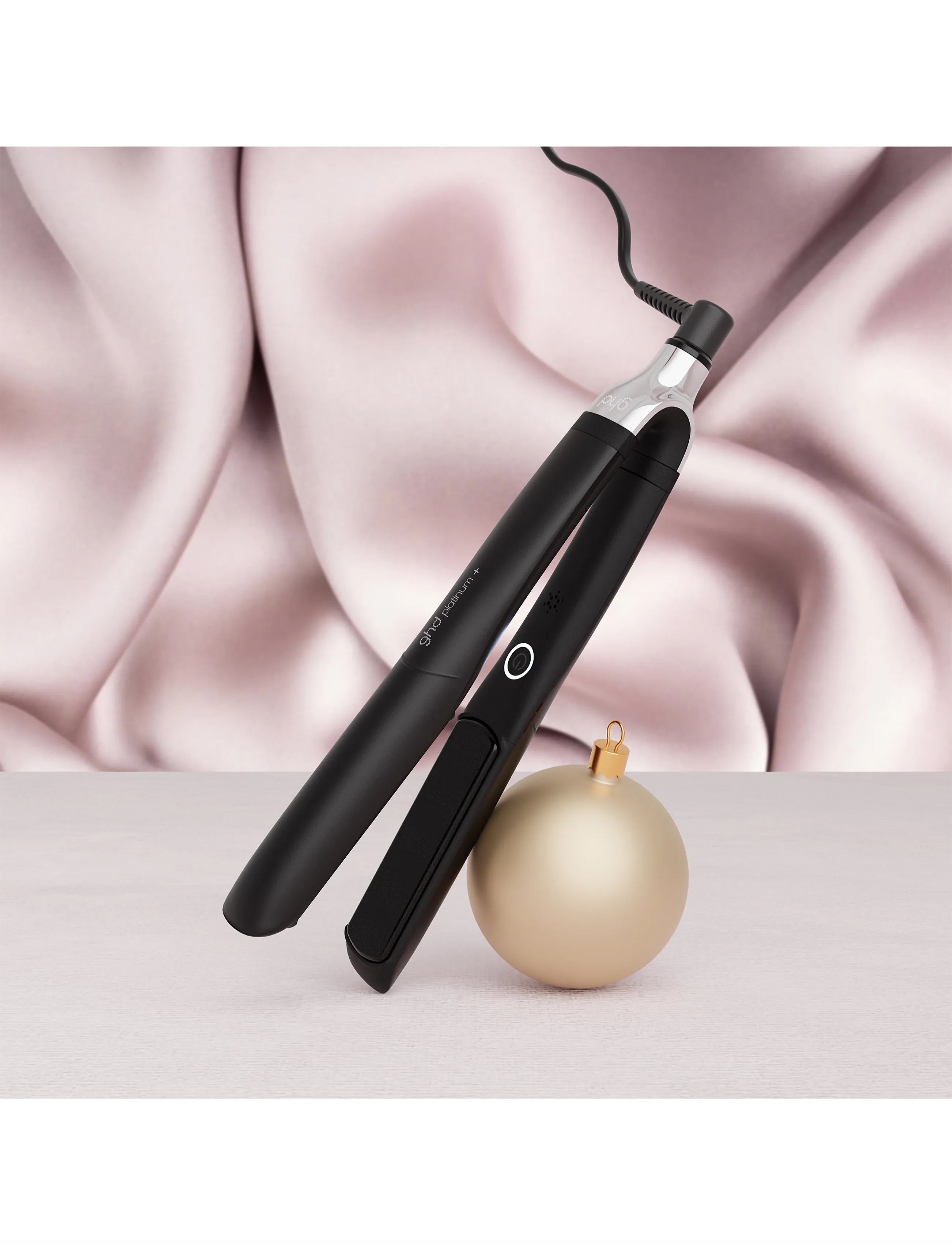 ghd - ghd Platinum+ Hair Straightener - Festive Gift Set in Black - over 500 kr - no color - 0