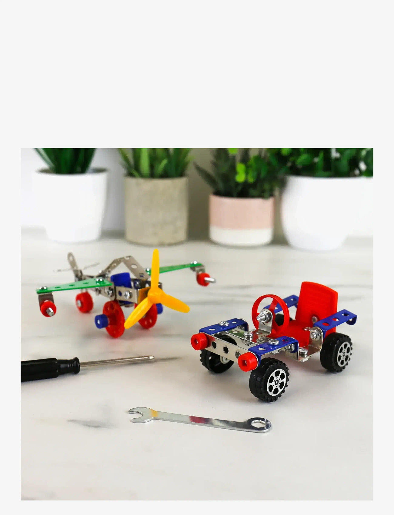 Gift Republic - Mechanik Kit - ehituskomplektid - green - 1