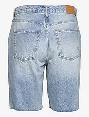 Gina Tricot - 90s denim shorts - jeansshorts - mid blue - 1