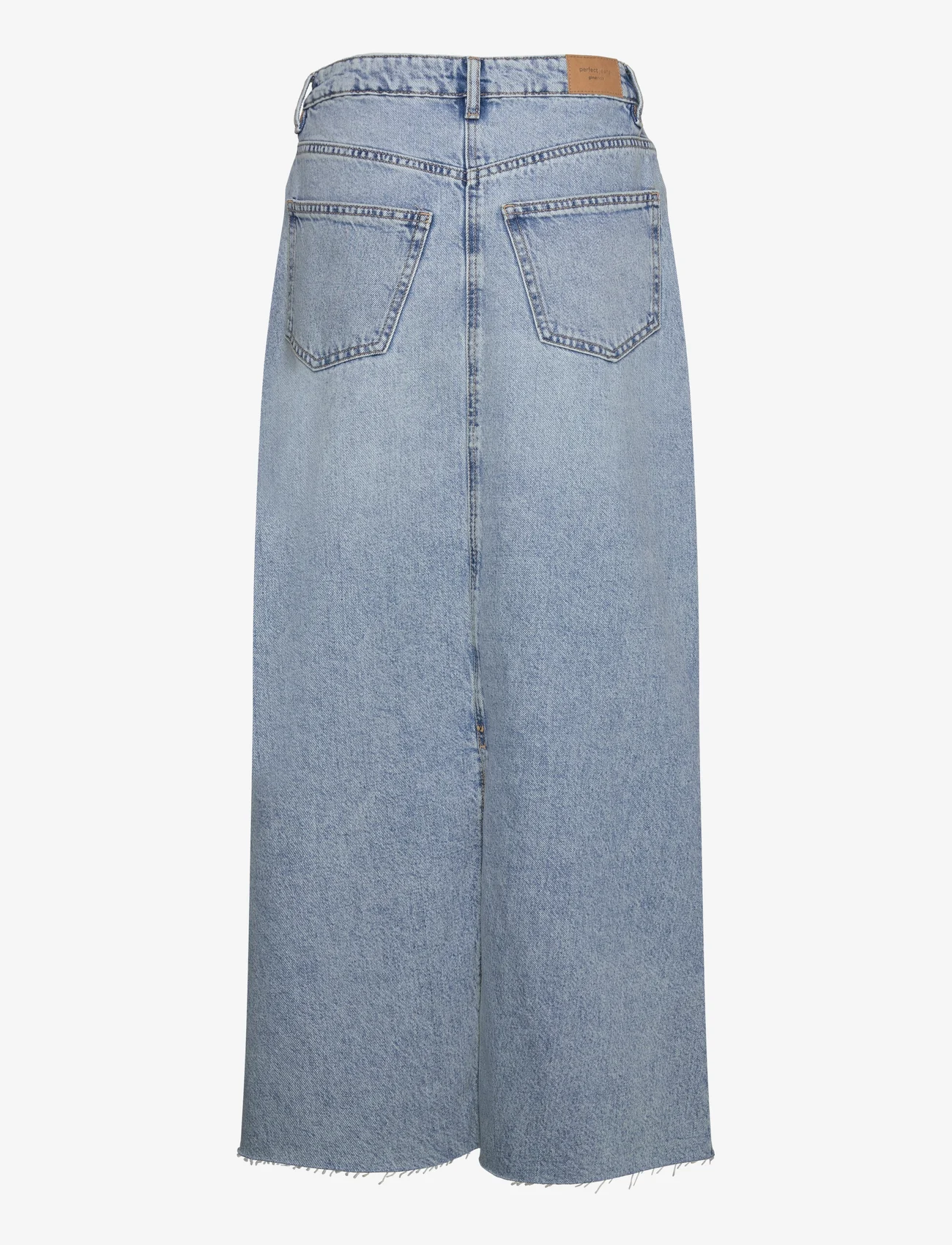 Gina Tricot - Vintage long denim skirt - denimnederdele - lt blue - 1