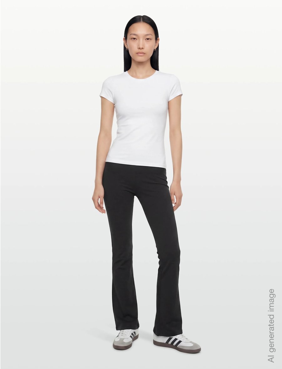 Gina Tricot - Soft touch folded trouser - schlaghosen - black (9000) - 0