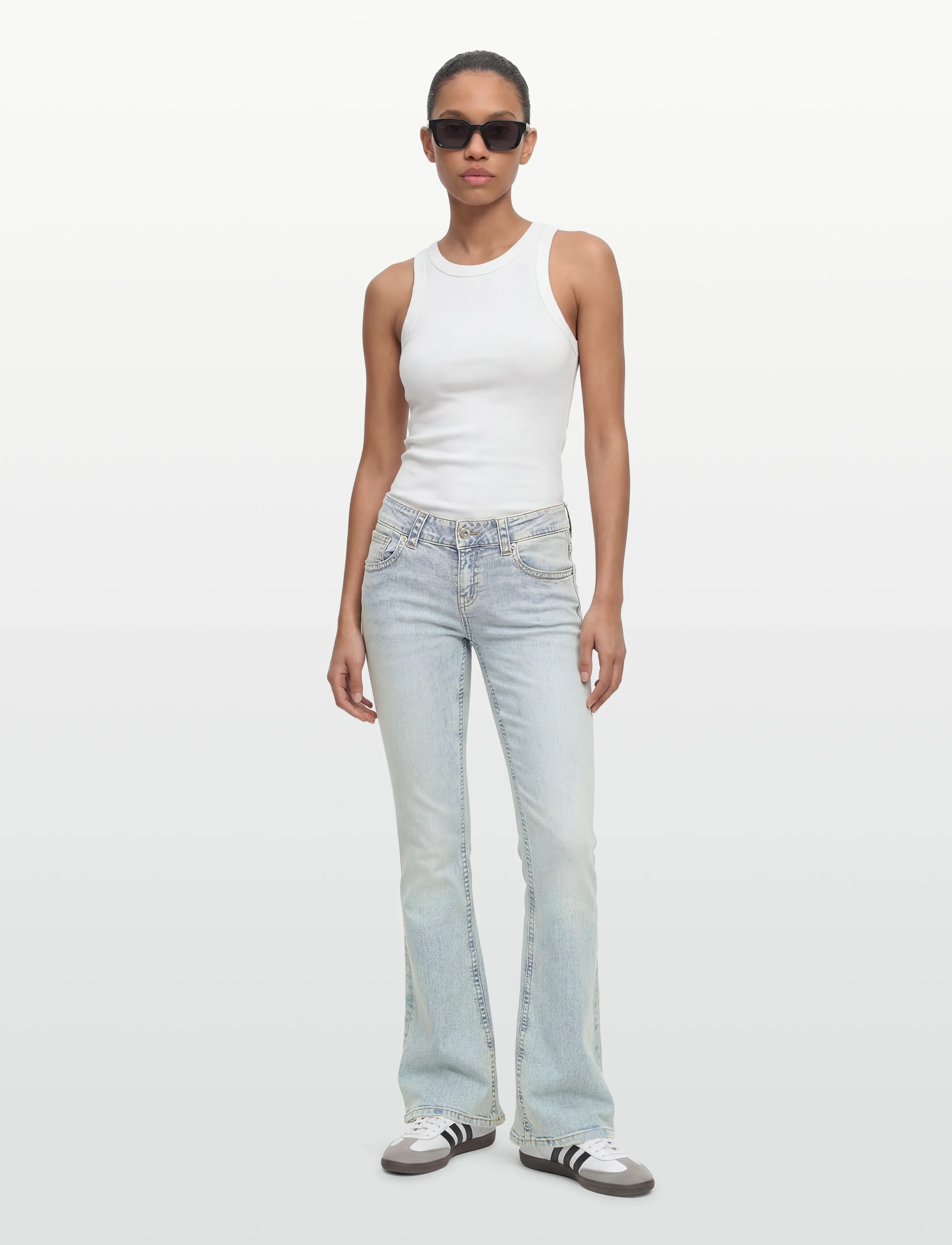 Gina Tricot Y2K Low Bootcut Jeans, 36, Blau - Boot Cut, Frauen