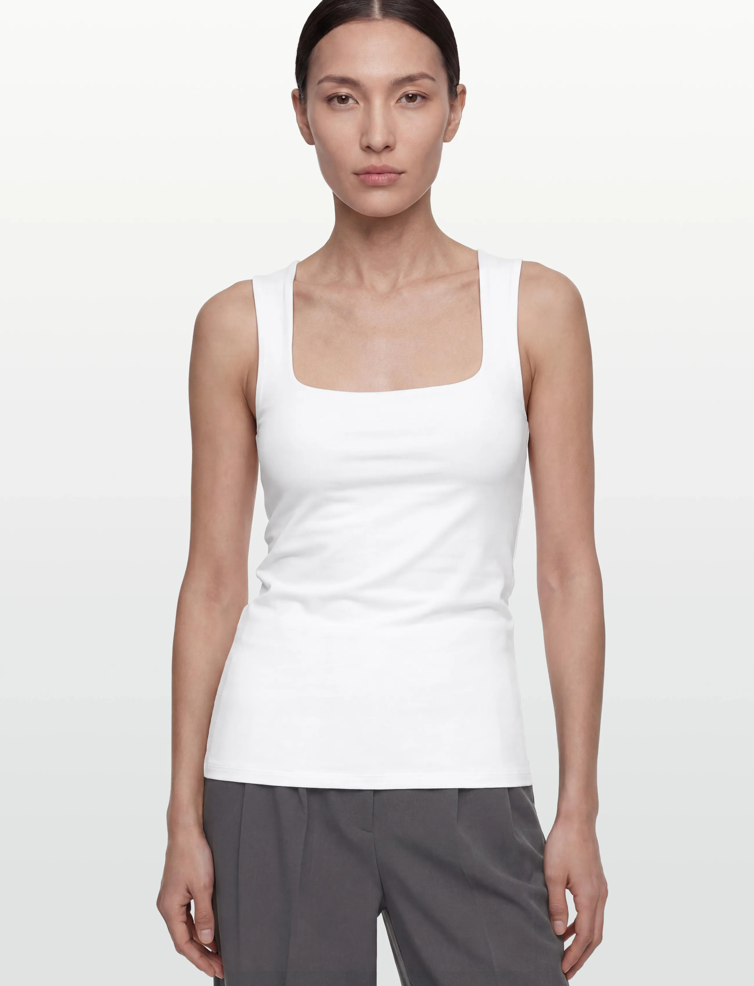 Gina Tricot - Square neck tank top - topid ja varrukateta alussärgid - white (1000) - 3