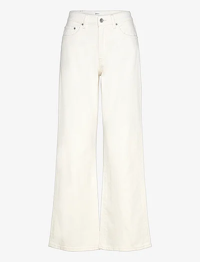 Gina Tricot - find the latest trends at Boozt.com Gina Tricot - find the latest trends at Boozt.com