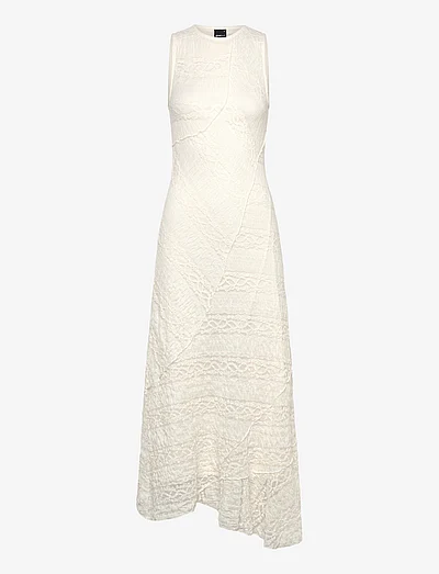 Gina Tricot - find the latest trends at Boozt.com Gina Tricot - find the latest trends at Boozt.com