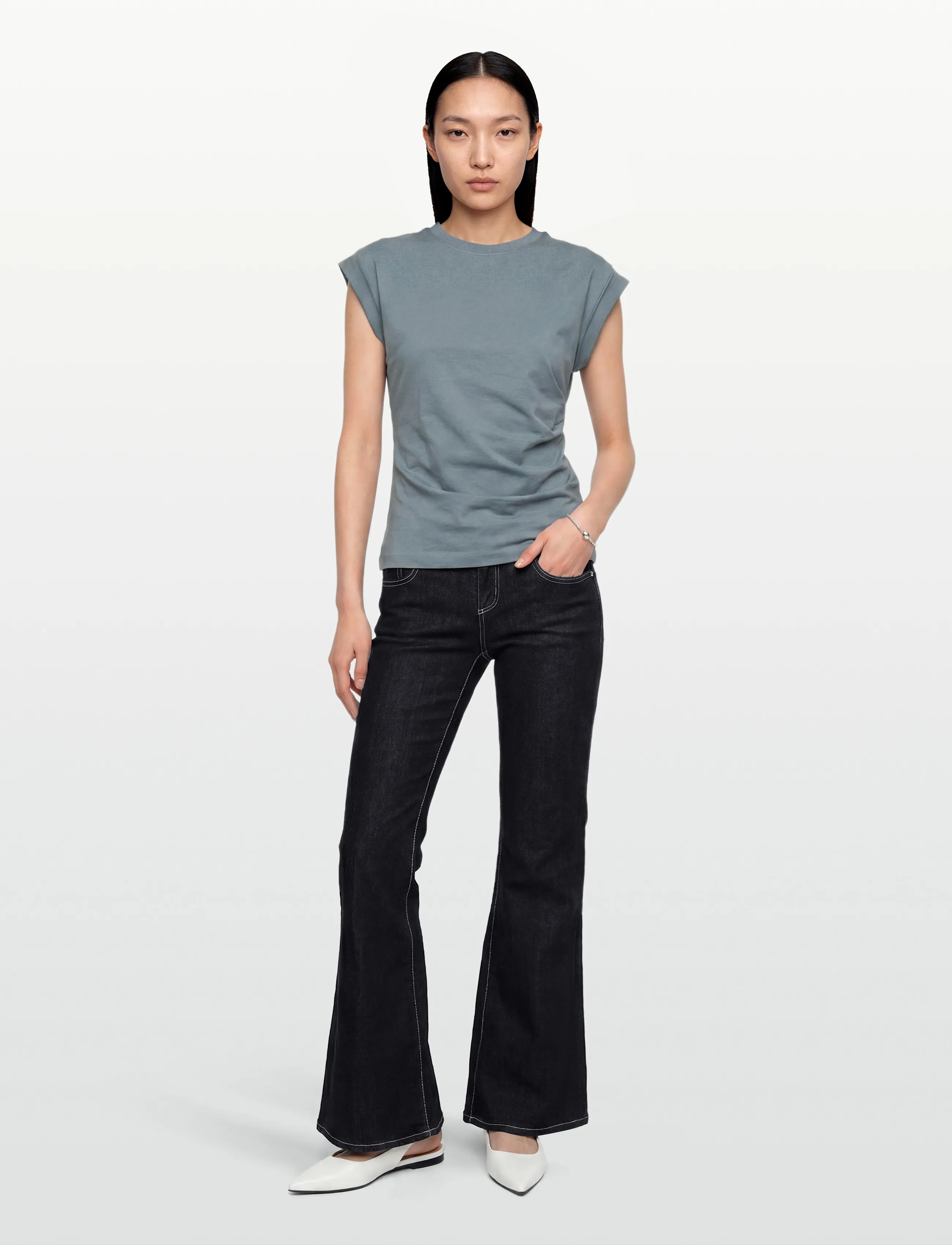 Gina Tricot Ultra Low Flare Jeans, 40, Black, Jeans > Flares, Dame