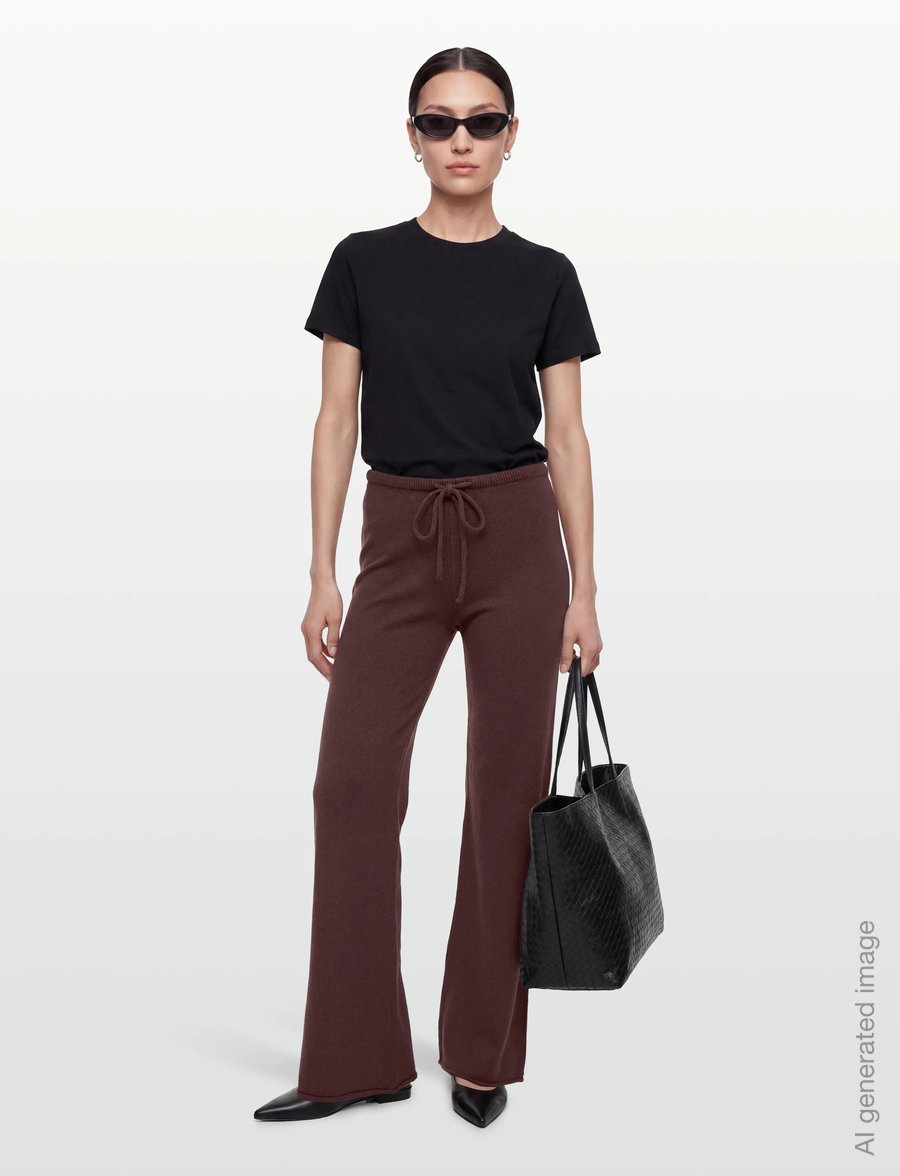Gina Tricot - Knitted trousers - utsvängda byxor - seal brown (7083) - 0