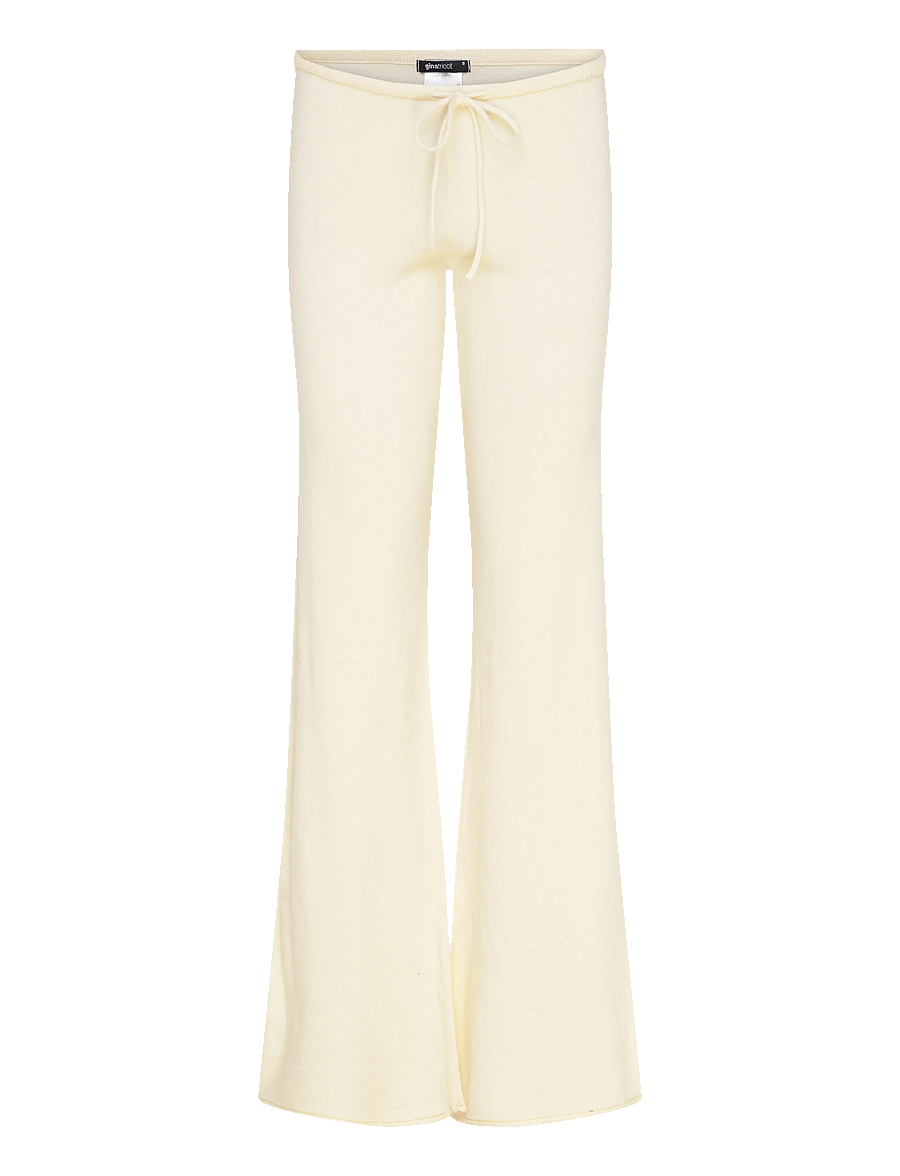 Gina Tricot - Knitted trousers - utsvängda byxor - vanilla - 1