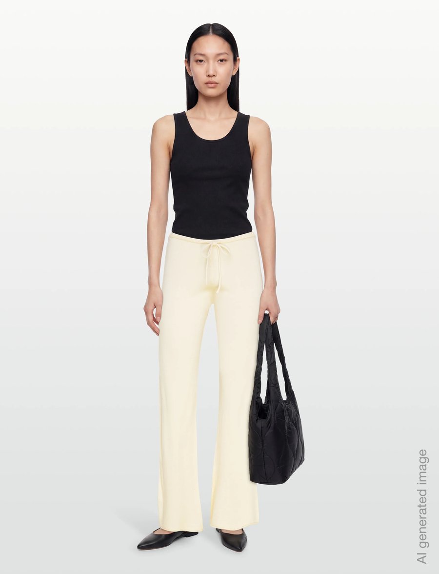 Gina Tricot - Knitted trousers - utsvängda byxor - vanilla - 0