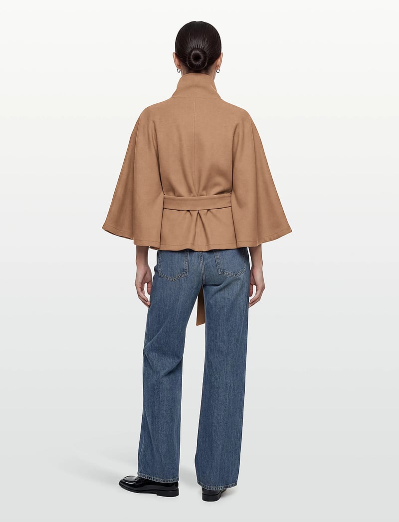 Gina Tricot - Belt cape jacket - leichte mäntel - camel (7022) - 4