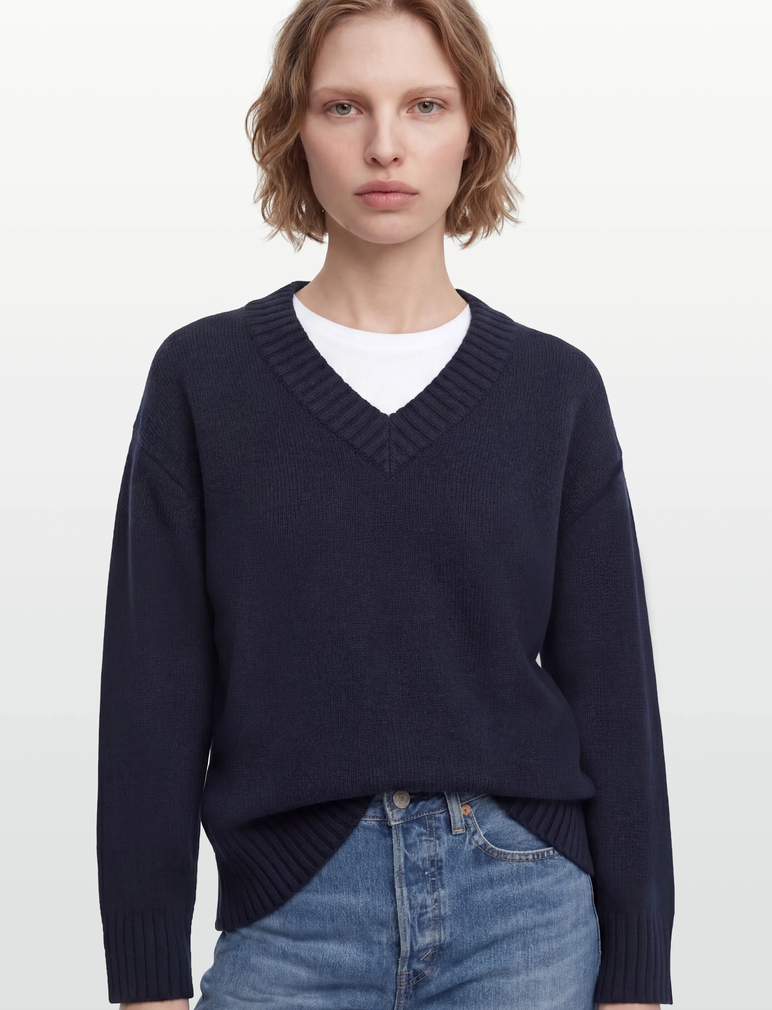 Gina Tricot - V-neck knitted sweater - striktrøjer - navy blazer (5853) - 5