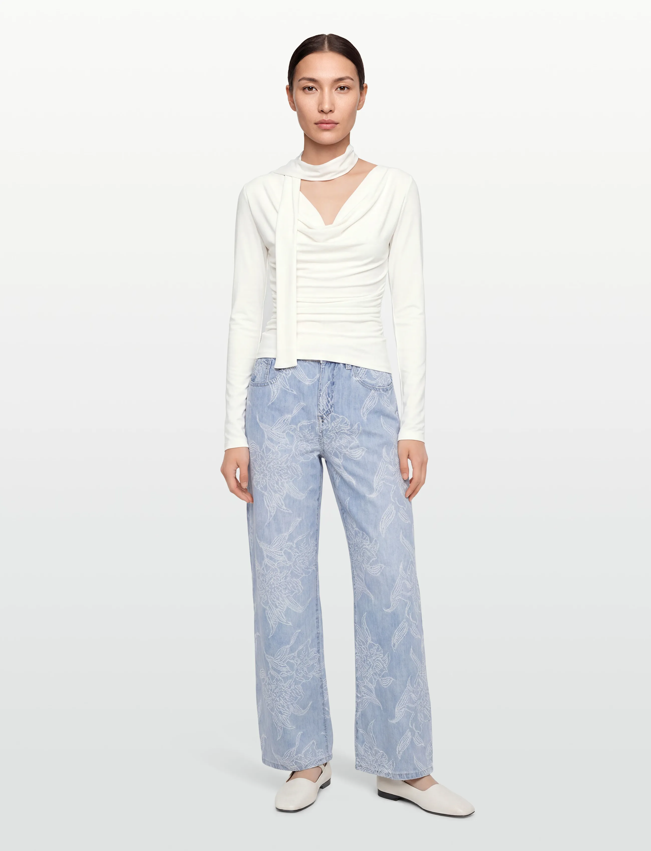 Gina Tricot Embroidery jeans - Sirged teksad - BLUE / blue