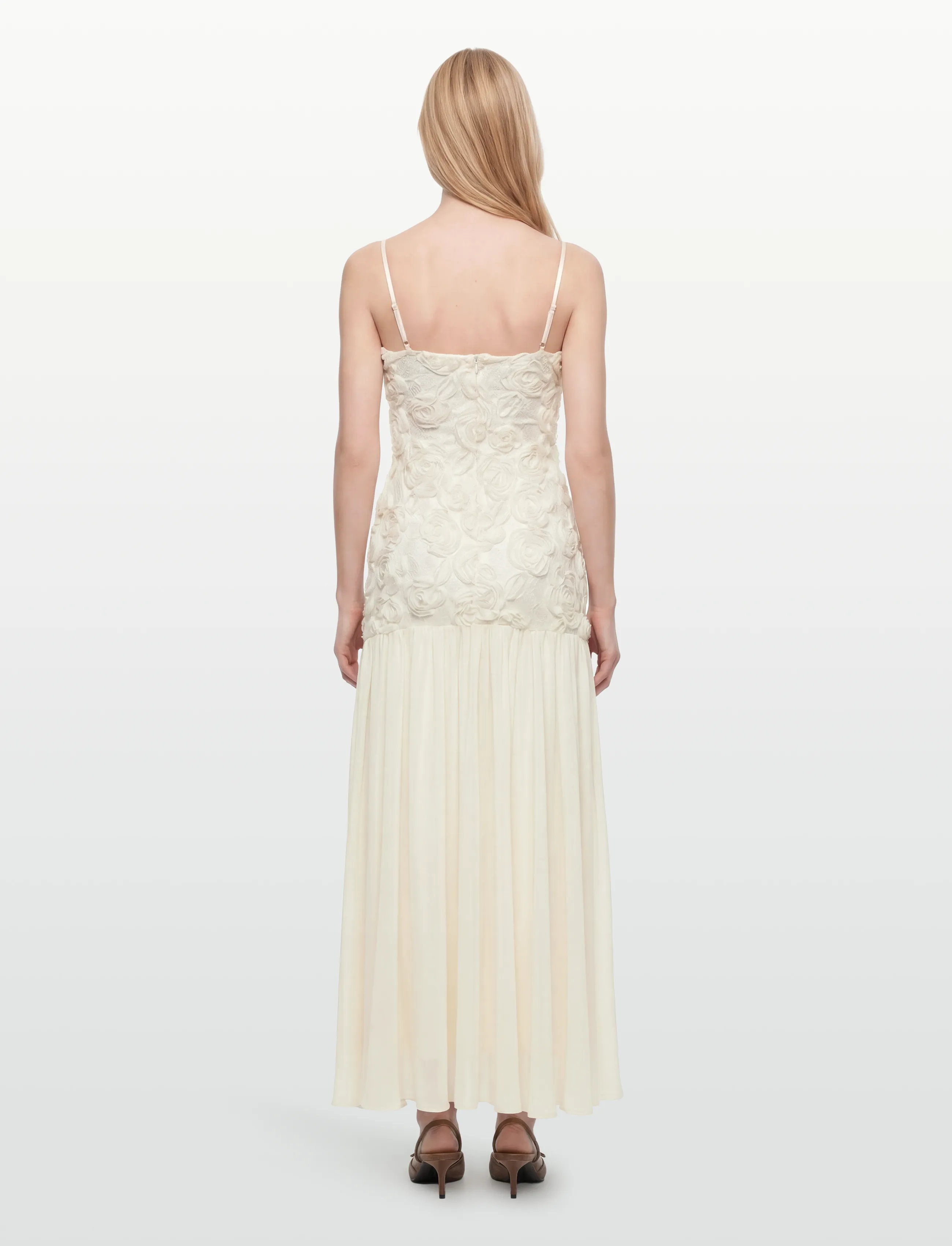 Gina Tricot - Embroidery dropped waist dress - aftenkjoler - creme (1263) - 4
