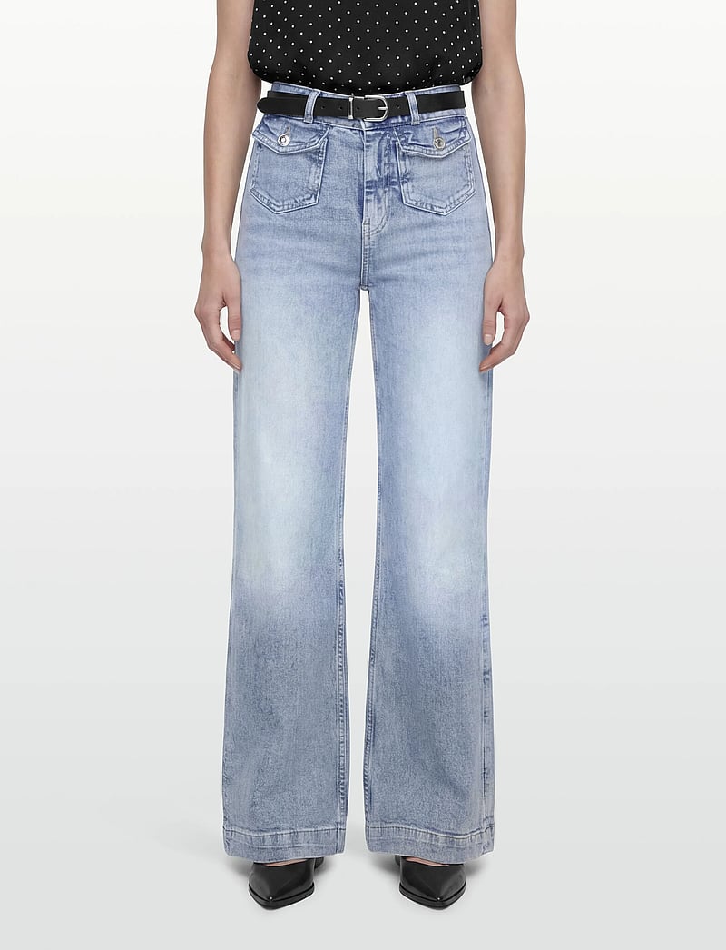 Gina Tricot - Front pocket flare jeans - schlaghosen - lt blue - 3