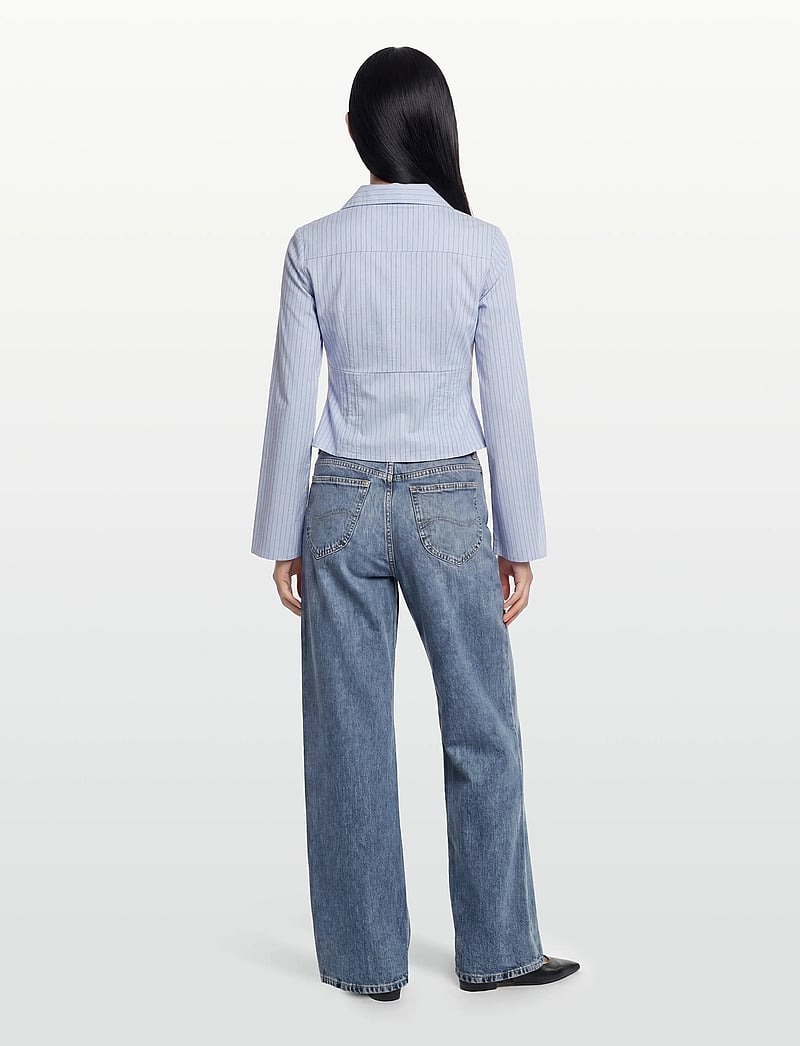 Gina Tricot - Shaped shirt - langärmlige hemden - blue stripe - 4