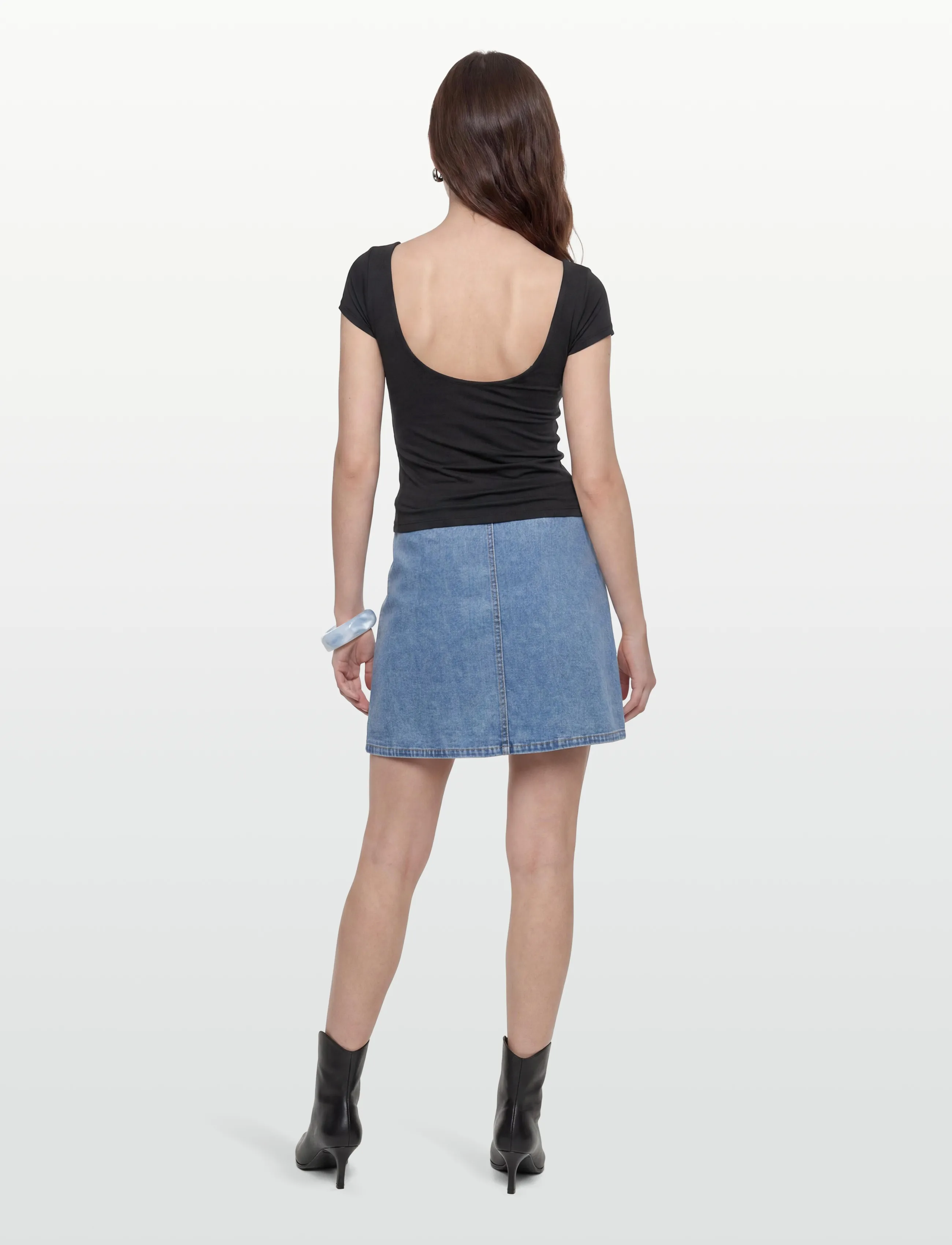 Gina Tricot - Scooped back yoga top - black (9000) - 4