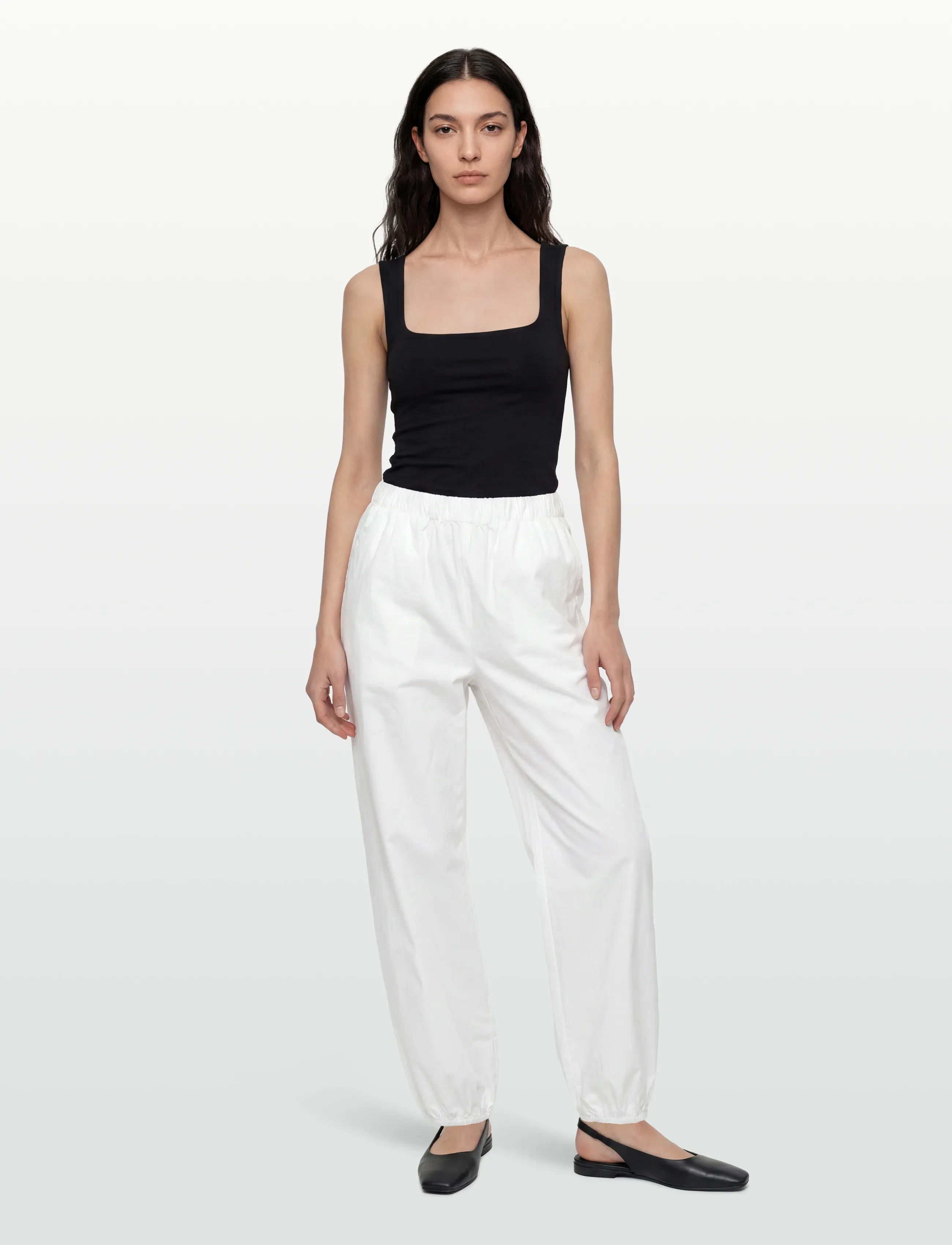 Gina Tricot Mid Waist Balloon Trousers, XS, White, Trousers > Barrel Trousers, Dame