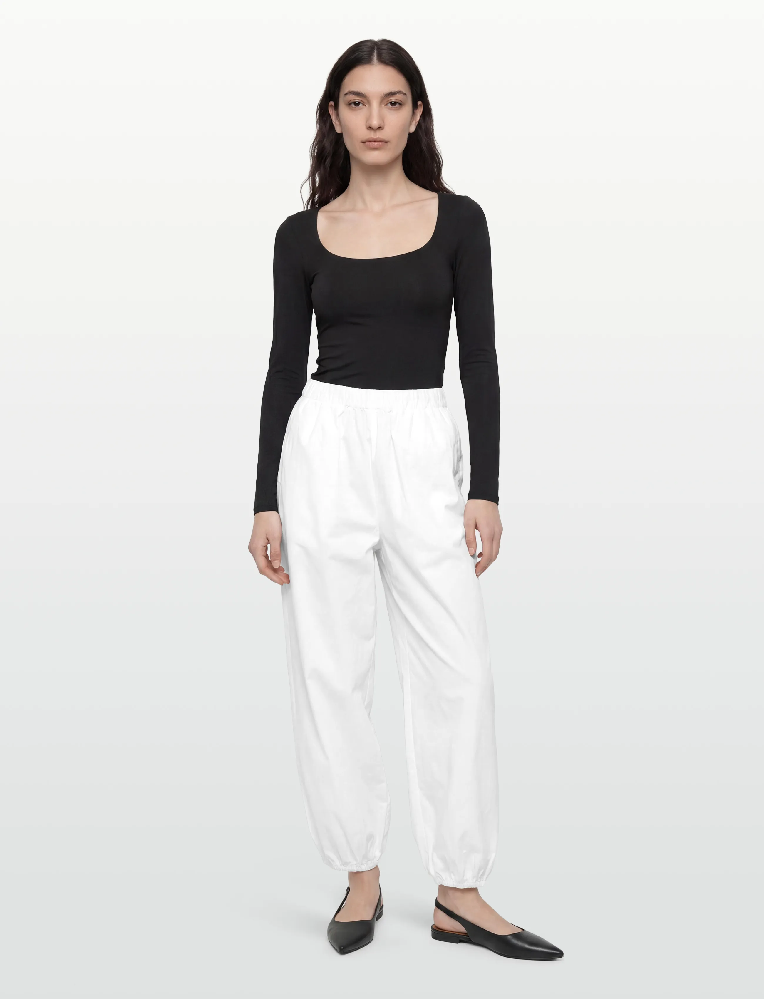 Gina Tricot Mid waist balloon trousers - Barrel-Hosen - WHITE (1000) / white