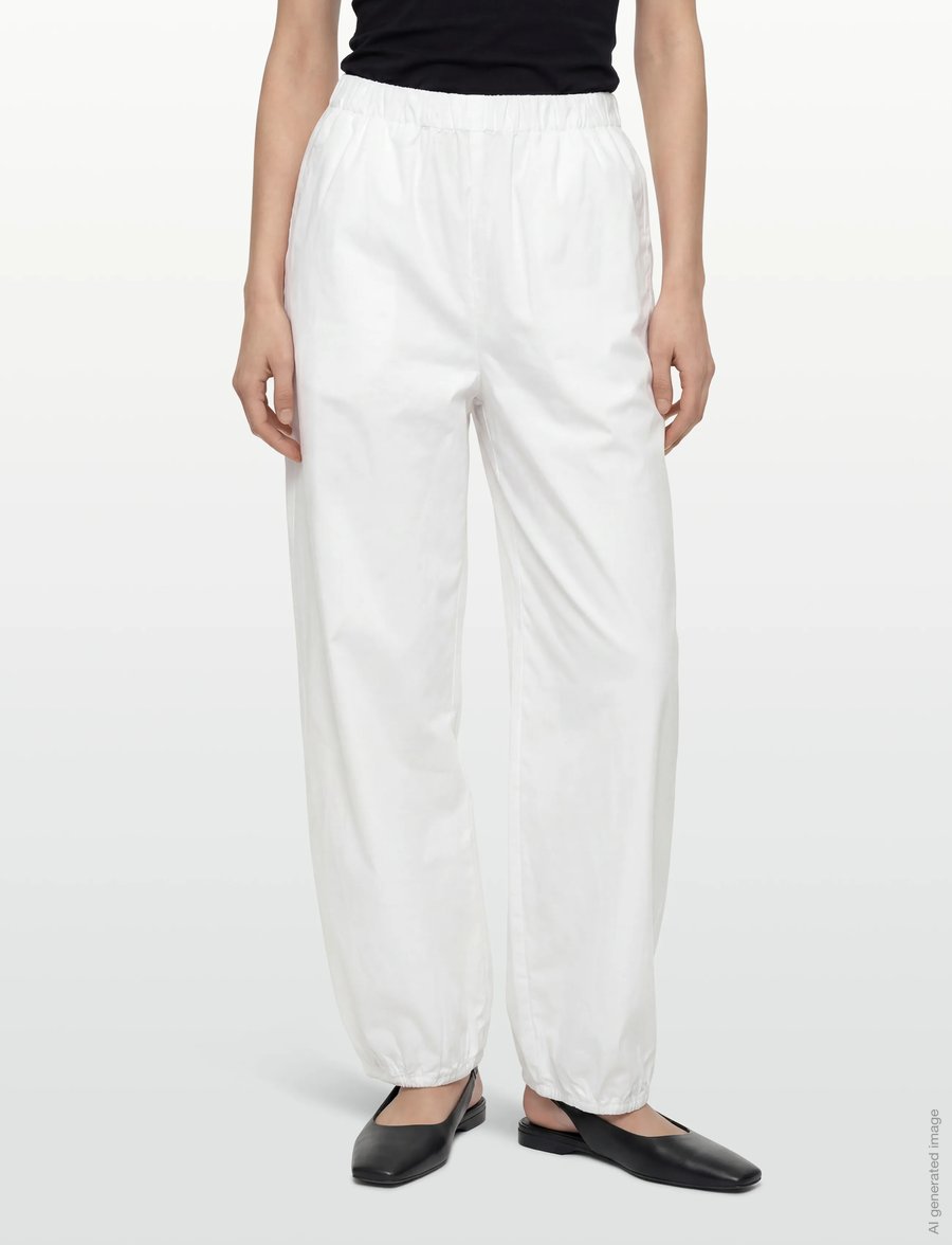 Gina Tricot - Mid waist balloon trousers - hosen mit geradem bein - white (1000) - 3